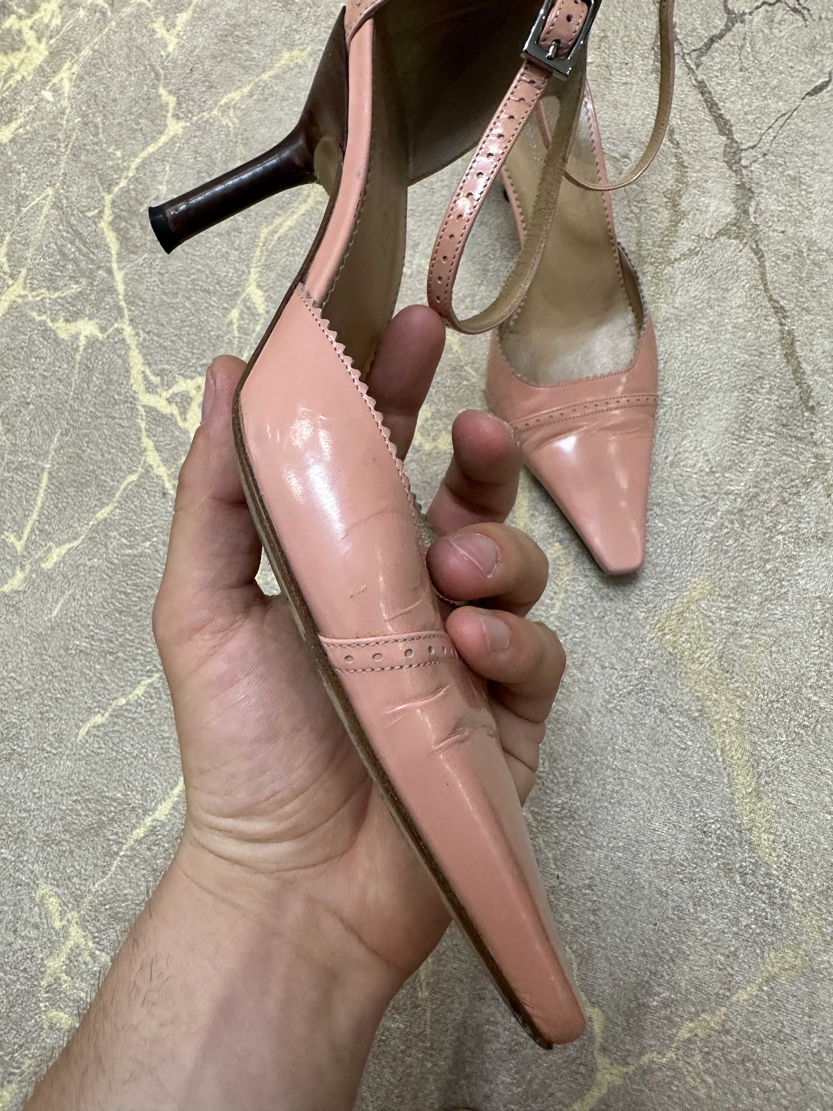 Gucci 985$ Gucci Exotic Ankle Strap Leather Shoes Size 37 C Eu 7 Size US 7 / IT 37 - 12 Thumbnail