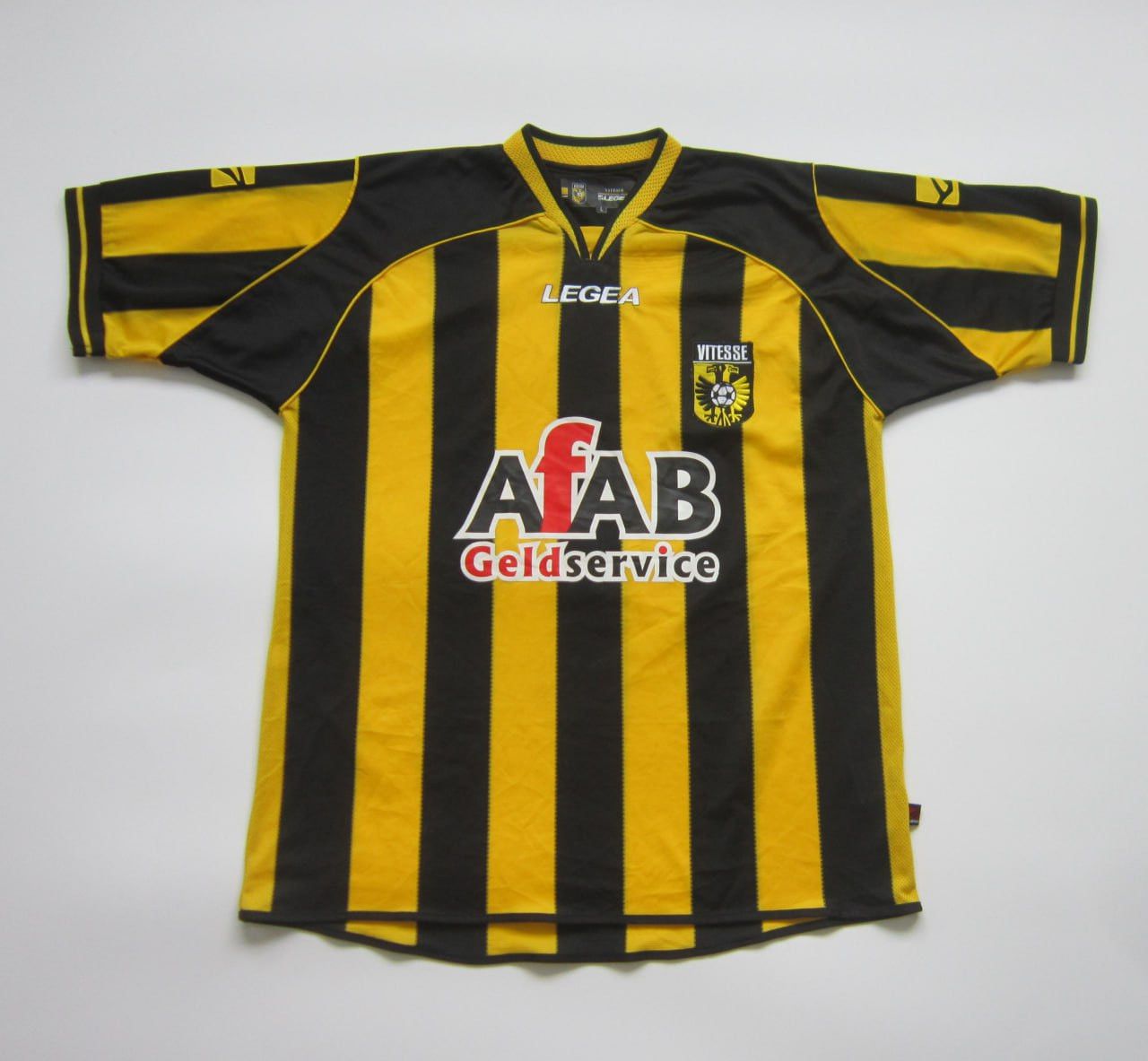 Other Vitesse 2006-2007 Home Soccer Jersey Legea Size US L / EU 52-54 / 3 - 1 Thumbnail