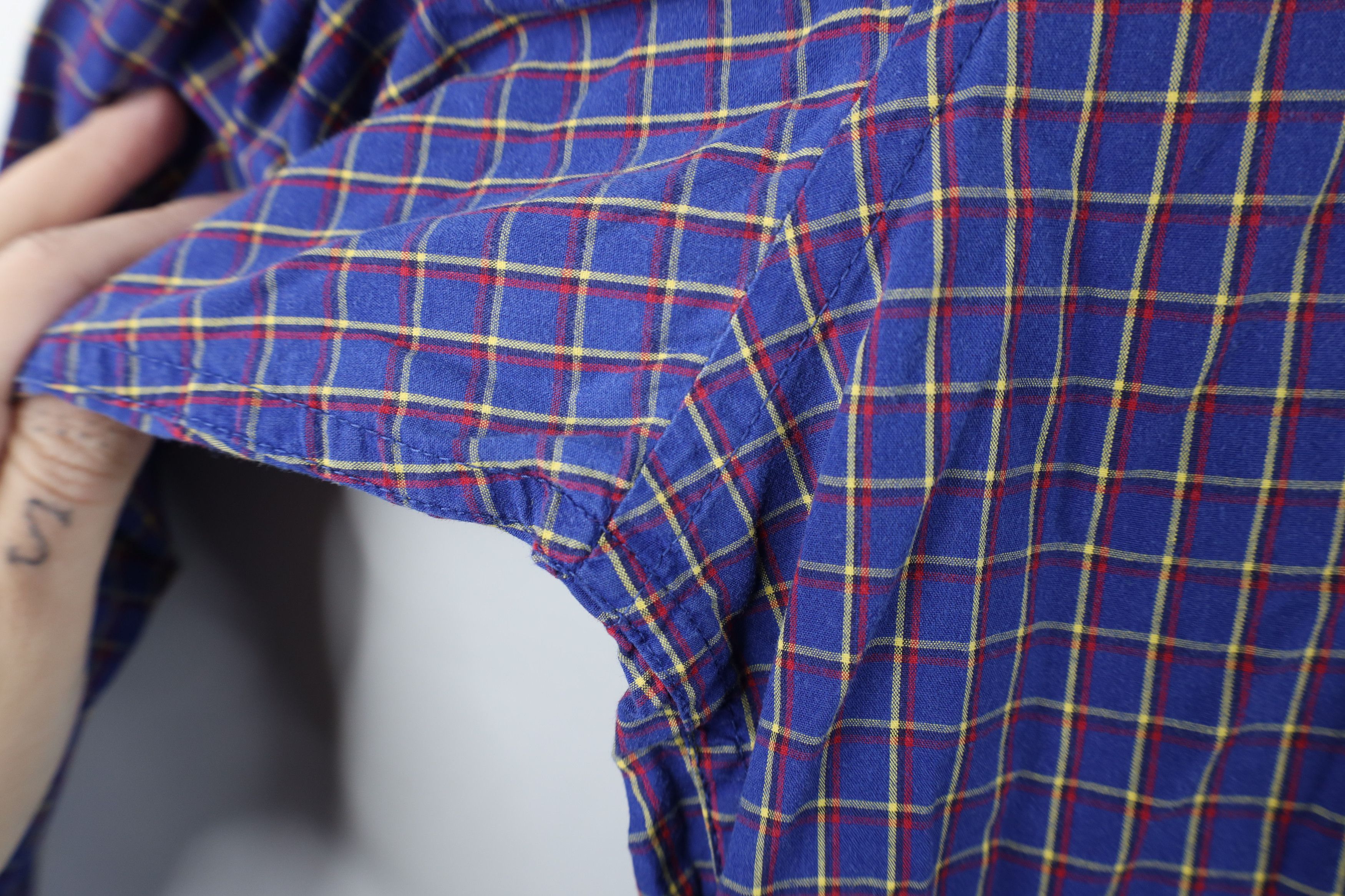 Tommy Hilfiger Vintage 90s Tommy Hilfiger Button Shirt Plaid Cotton Size US L / EU 52-54 / 3 - 10 Thumbnail