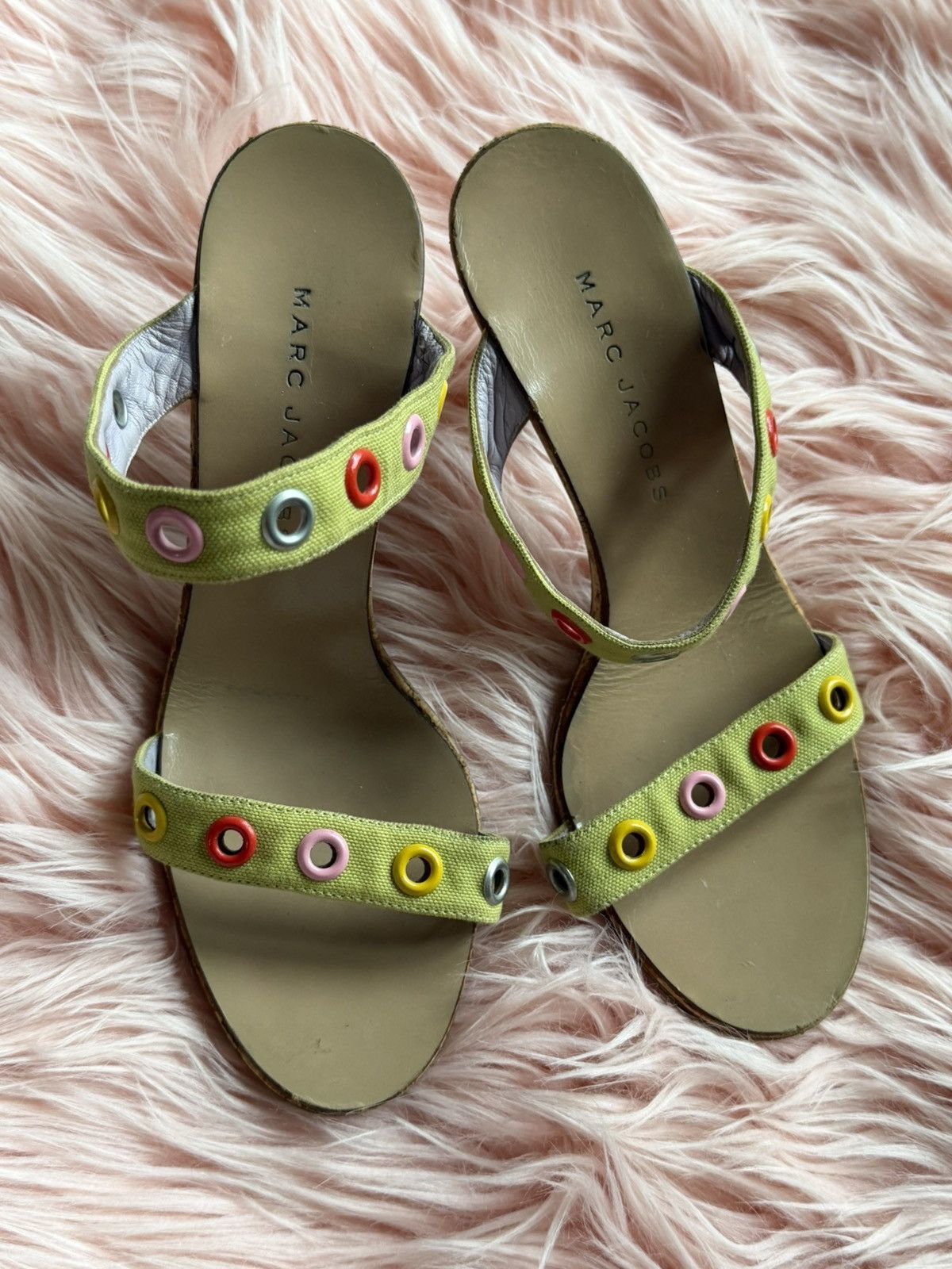 Marc Jacobs Vintage Marc Jacobs Lime Green Spring/ Summer Cork Heel Pump Size US 6.5 / IT 36.5 - 4 Thumbnail