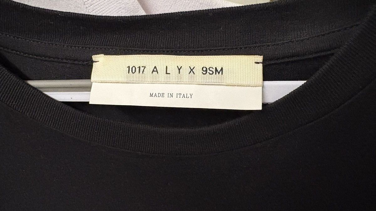 1017 ALYX 9SM 1017 ALYX 9SM Mirrored Logo Long-Sleeve Tee Size US XXL / EU 58 / 5 - 3 Thumbnail