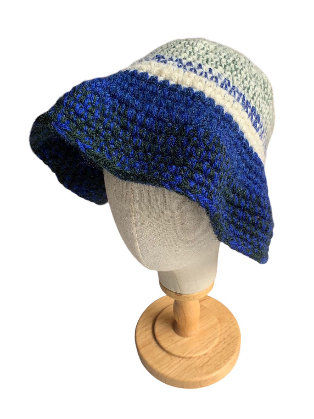Japanese Brand × Kapital × Vintage Knitted Crochet Winter session Big Bucket Hats🧶 Size ONE SIZE - 11 Thumbnail
