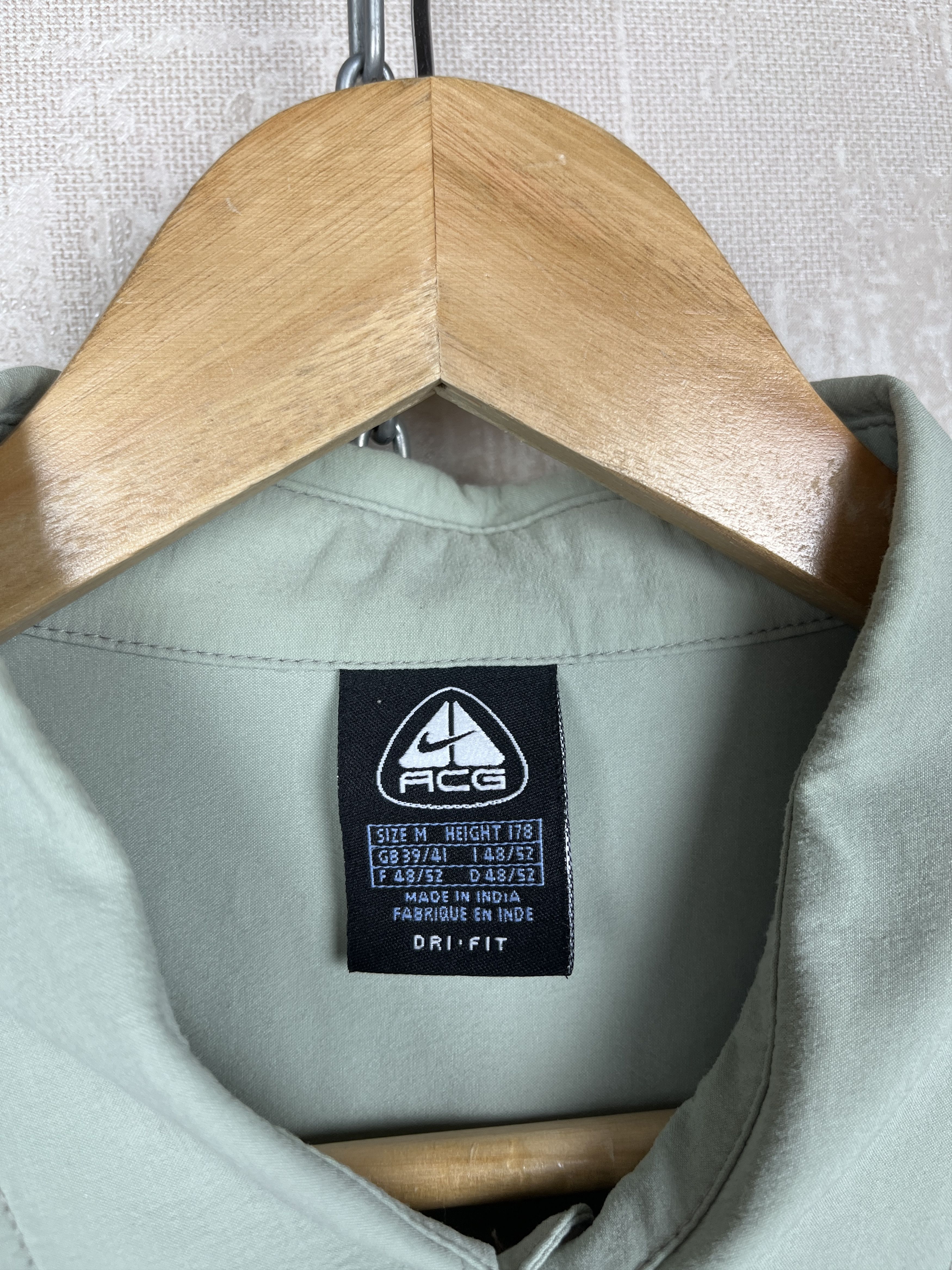 Nike Nike ACG Dri-Fit Vintage Trekking Nylon Shirt Pockets Size US M / EU 48-50 / 2 - 6 Thumbnail