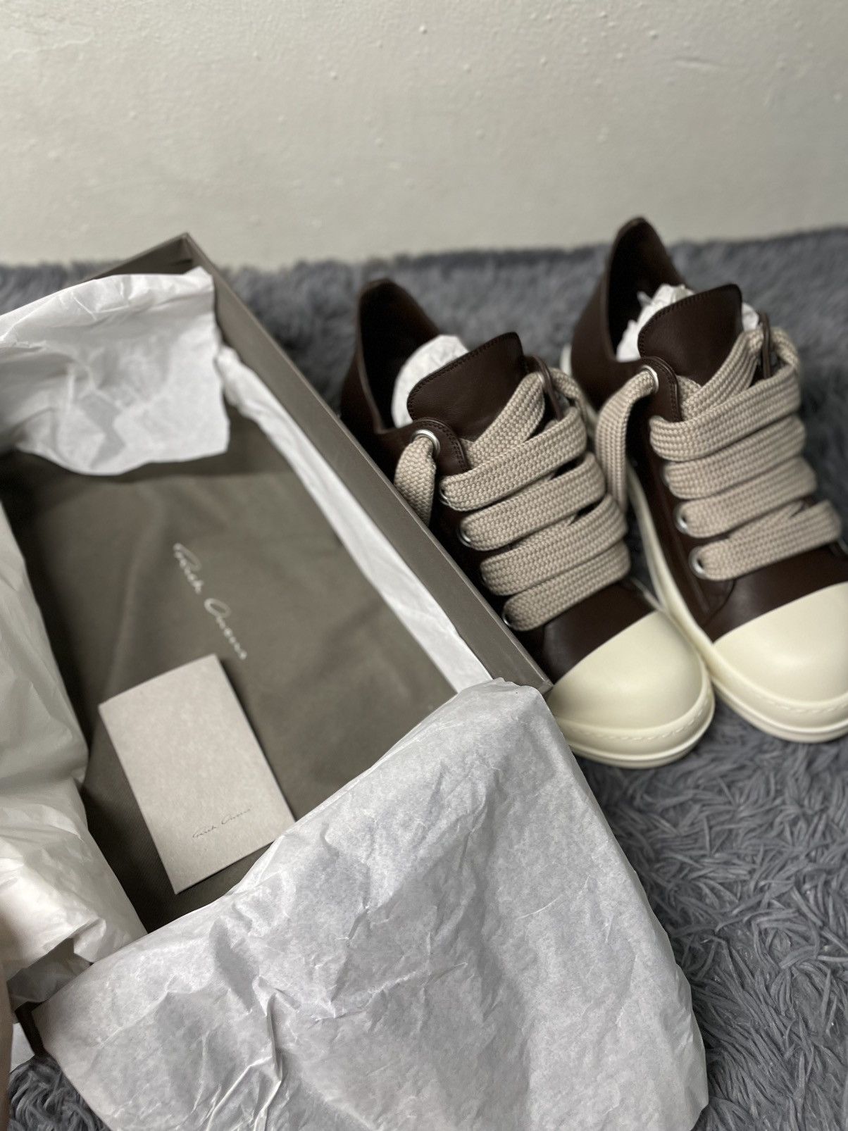 Rick Owens Rick Owens Ramone Low Jumbo Lace Macassar/Milk Size US 13 / EU 46 - 11 Thumbnail