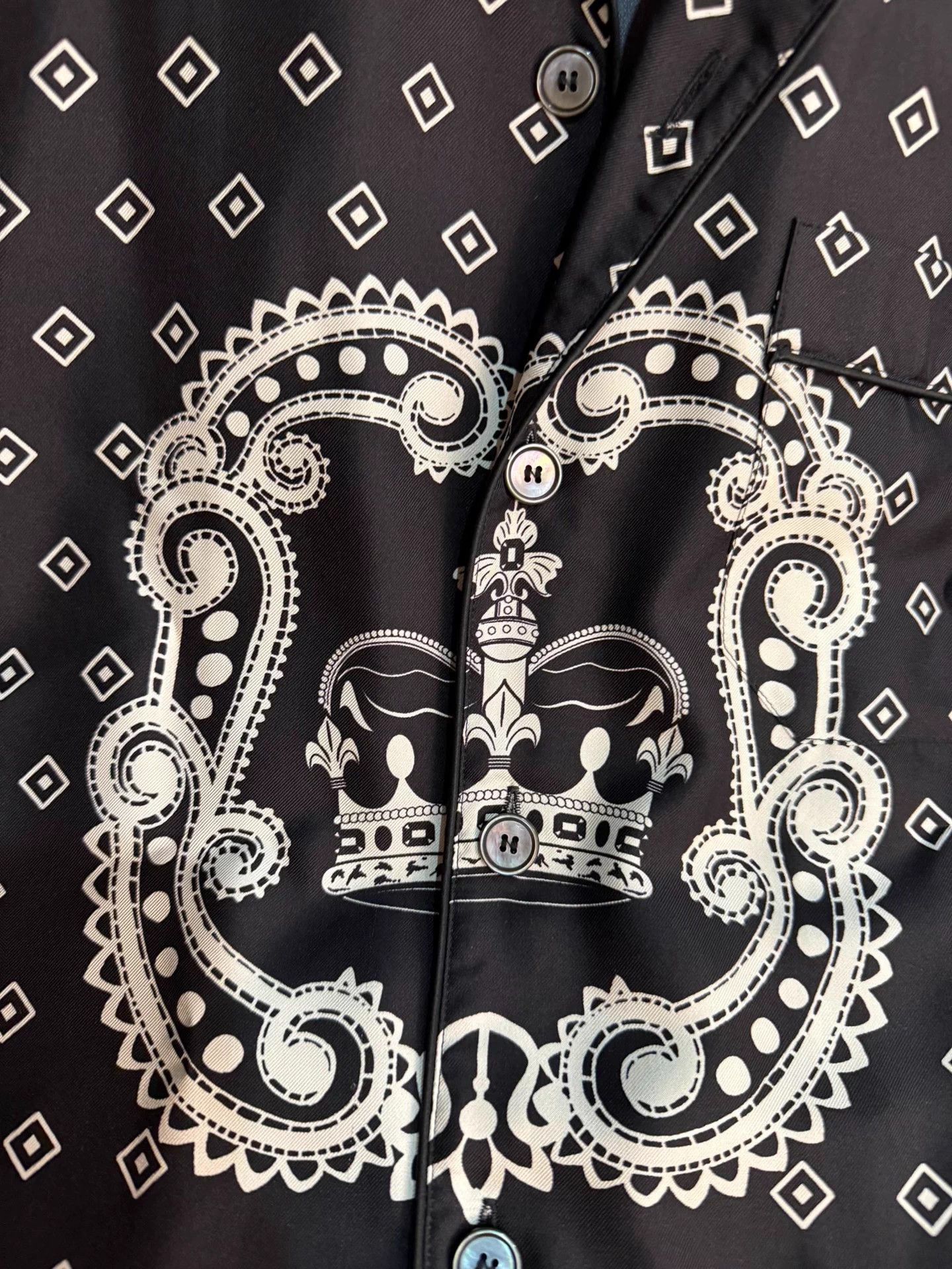 Dolce & Gabbana DG Silk DG Crown Black White Floral Shirt 39 (50) Size US M / EU 48-50 / 2 - 3 Thumbnail