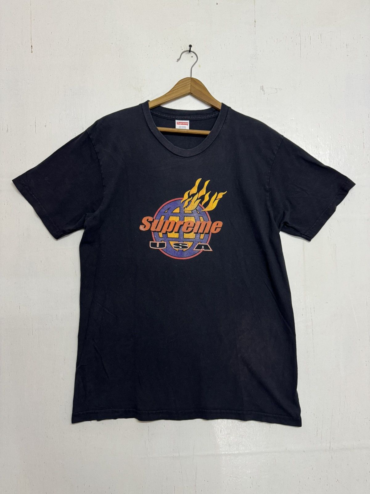 Supreme × Vintage Supreme Fire tee sunfaded Size US M / EU 48-50 / 2 - 4 Thumbnail