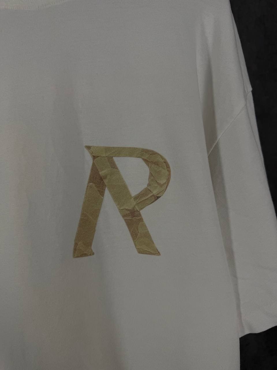 Represent Clo. Represent designer overprinted big logo tee Size US L / EU 52-54 / 3 - 4 Thumbnail