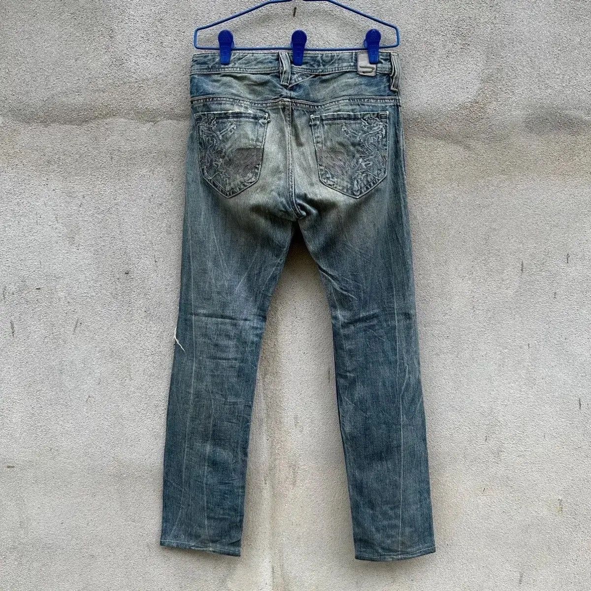Vintage ‼️ THRASED 🔥 DIESEL THANAZ JEANS VINTAGE DENIM RIPPED PANTS Size US 30 / EU 46 - 14 Thumbnail