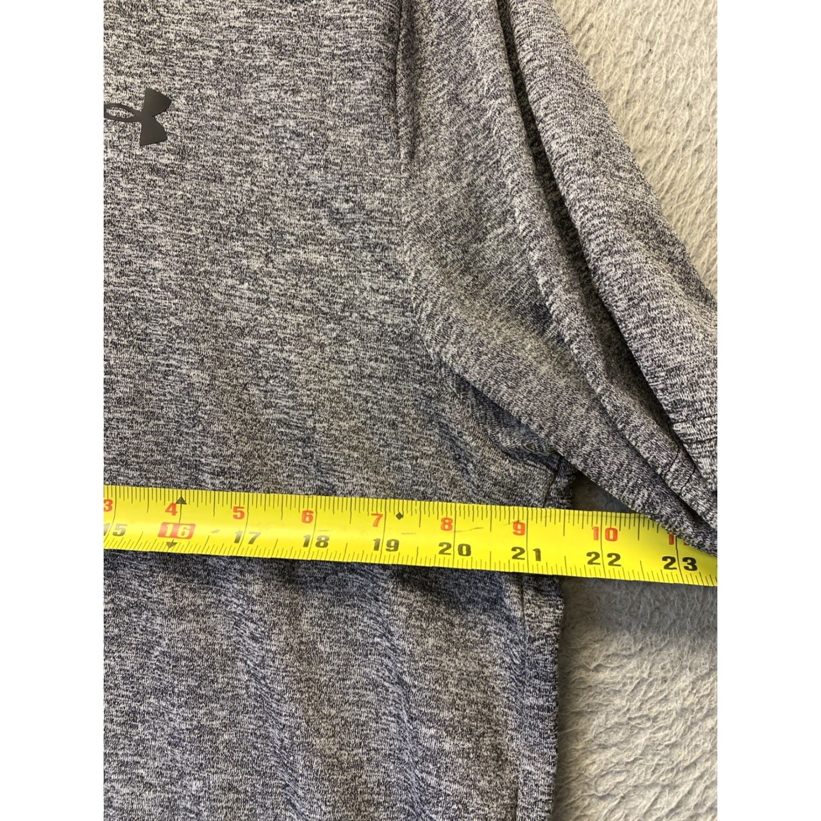 Under Armour VINTAGE Under Armour The Playoff Polo Shirt Men Large Charcoal Gray Heather Short Sleeve Geometric 90s Size US L / EU 52-54 / 3 - 5 Thumbnail