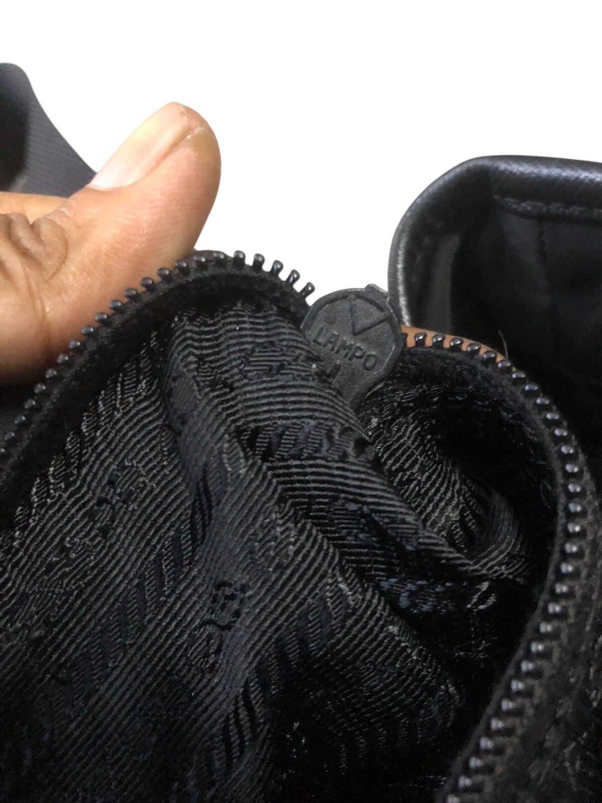 Prada 💯Authentic PRADA Tessuto Nylon Messenger Crossbody Bag Black Size ONE SIZE - 14 Thumbnail