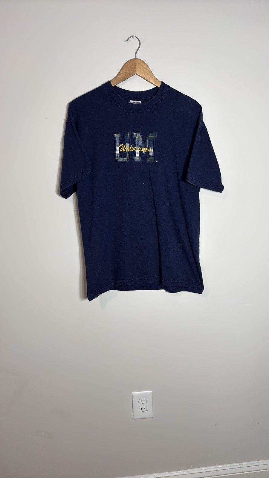Vintage Vintage Michigan Wolverines Shirt Size US L / EU 52-54 / 3 - 1 Thumbnail