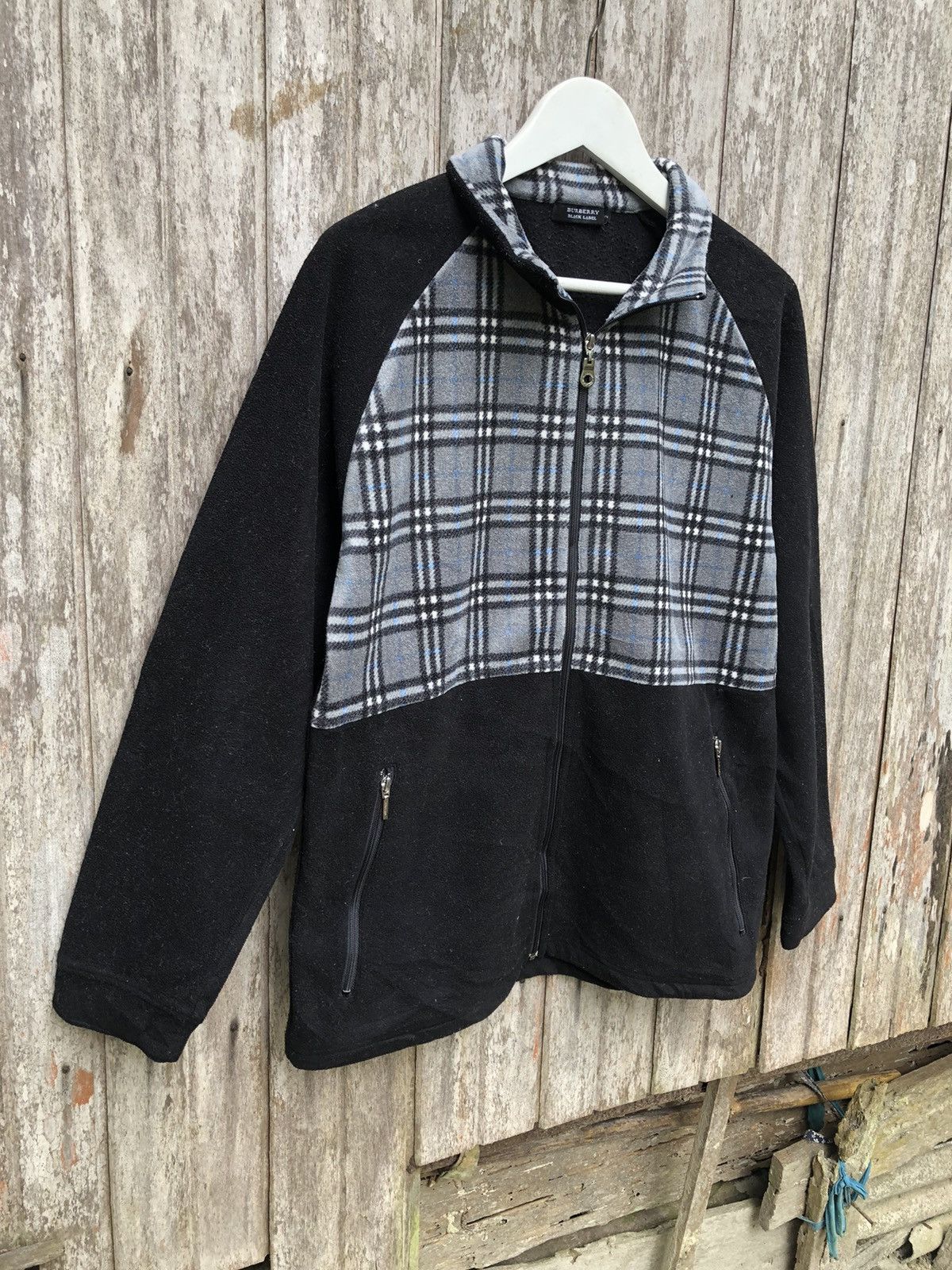 Black Label × Burberry Rare burberry black label blue nova check sweater Size US M / EU 48-50 / 2 - 10 Thumbnail
