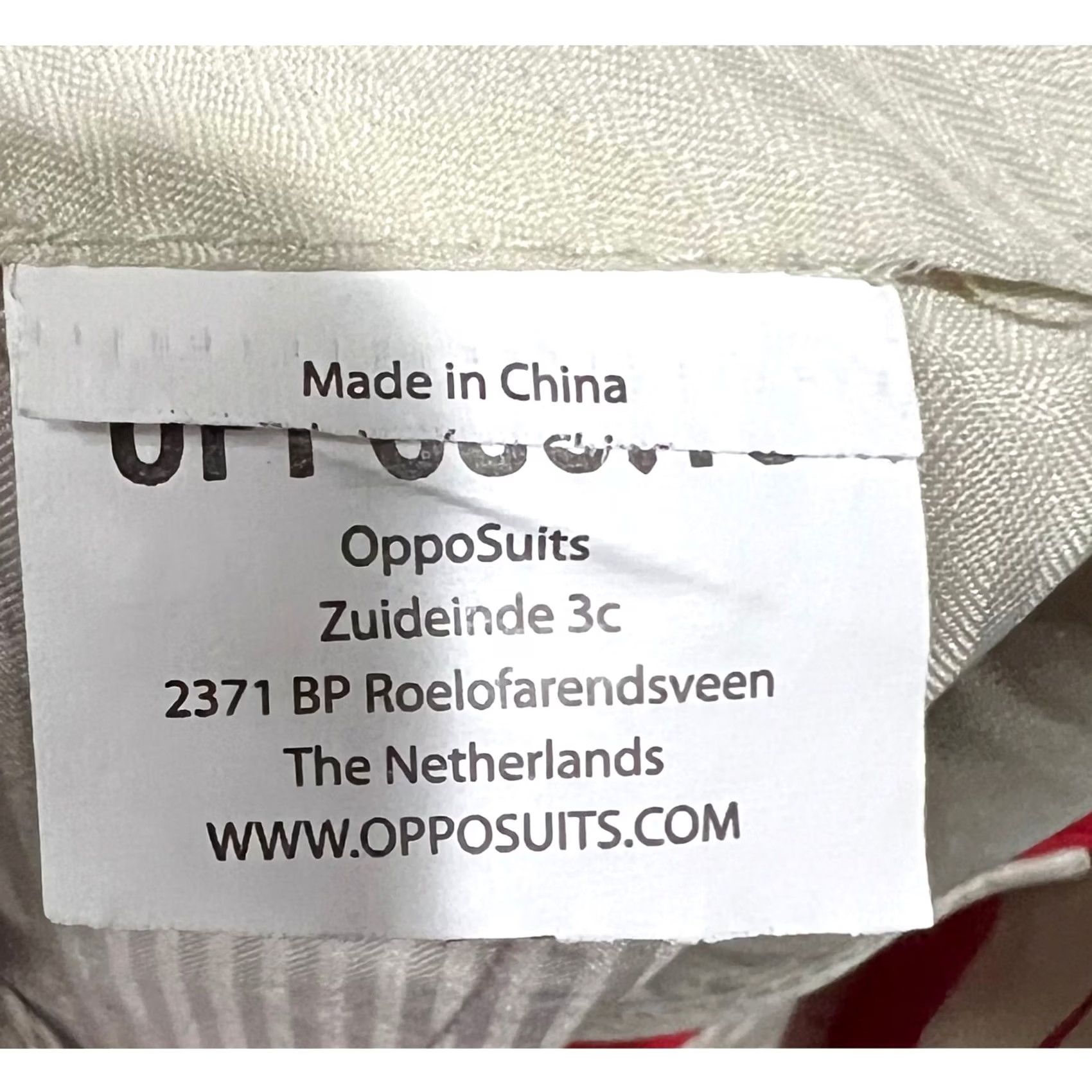 Vintage OPPOSUITS Men’s Shorts Red Bermuda Sz 40 Mid Rise Flat Front Bermuda Red Mens Shorts 40 Size US 40 / EU 56 - 5 Thumbnail
