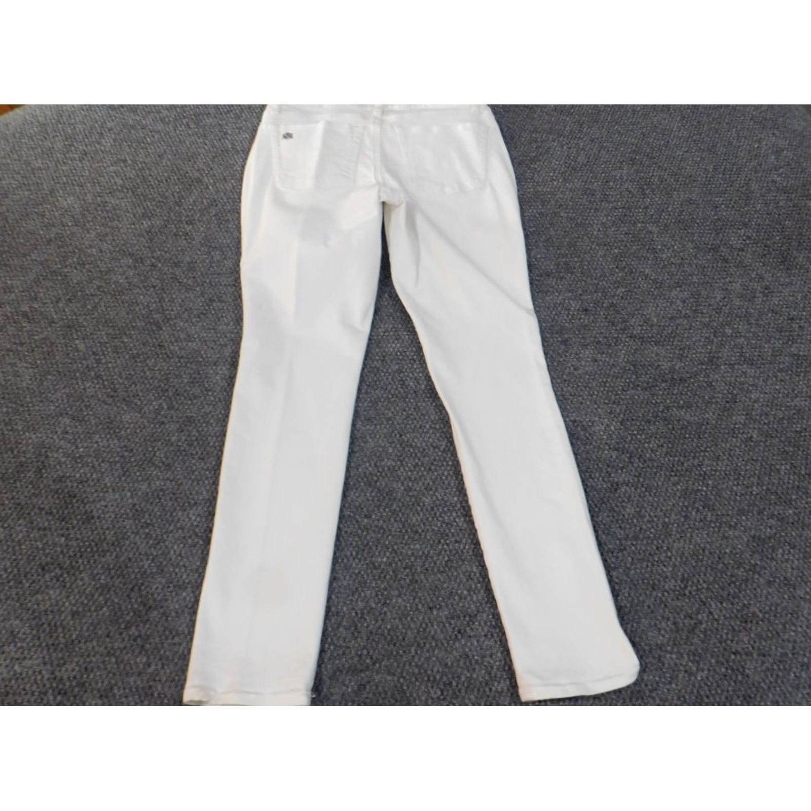 Vintage Rock & Republic Jeans Womens 12 White Berlin Straight Stretch Denim Cotton Regular Inseam 30 in Zipper Classic Size 34" / US 12 / IT 48 - 7 Thumbnail