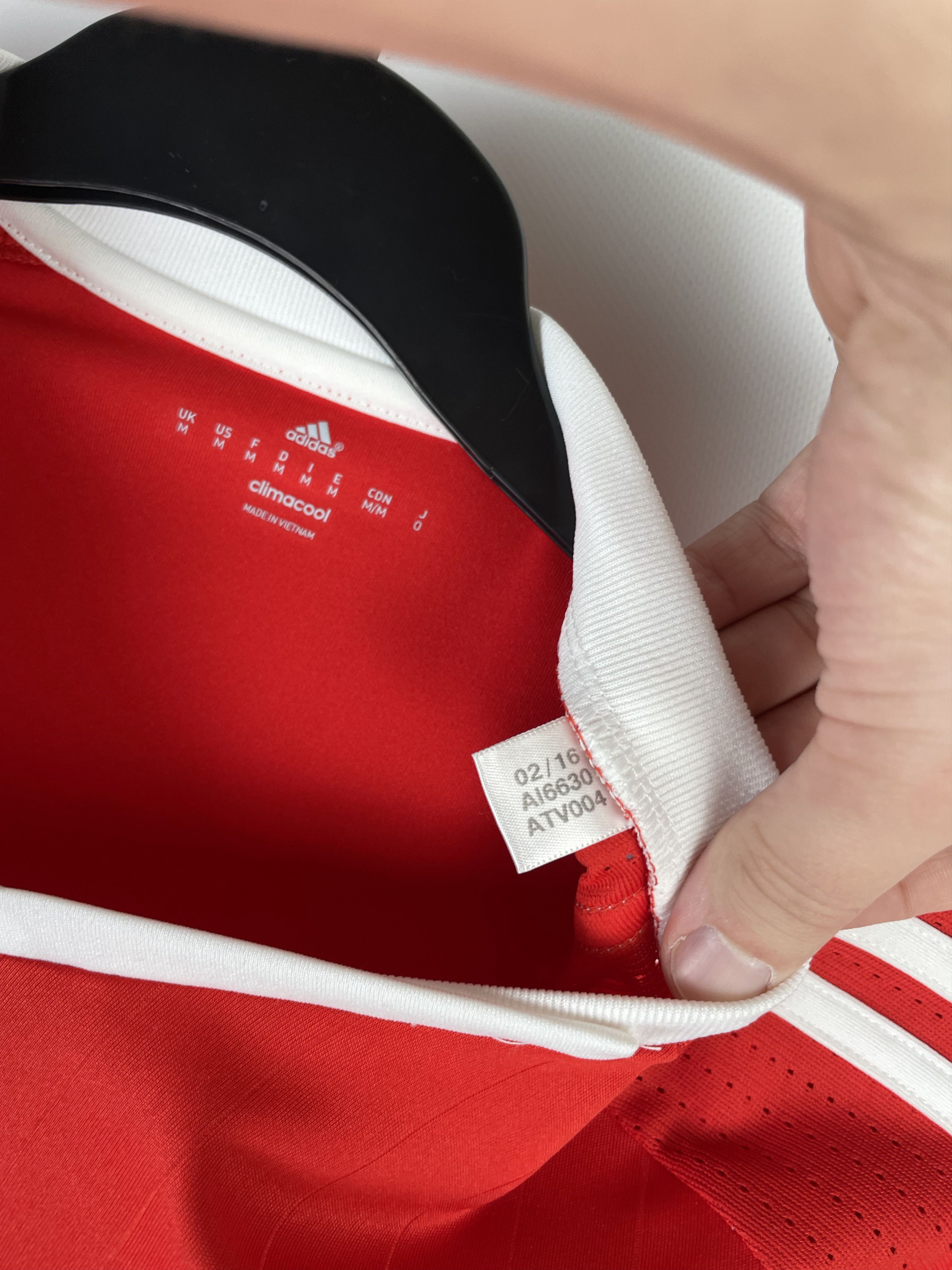 Adidas Adidas Wales Home 2015/2016 Football Shirt Soccer Jersey Size US L / EU 52-54 / 3 - 6 Thumbnail