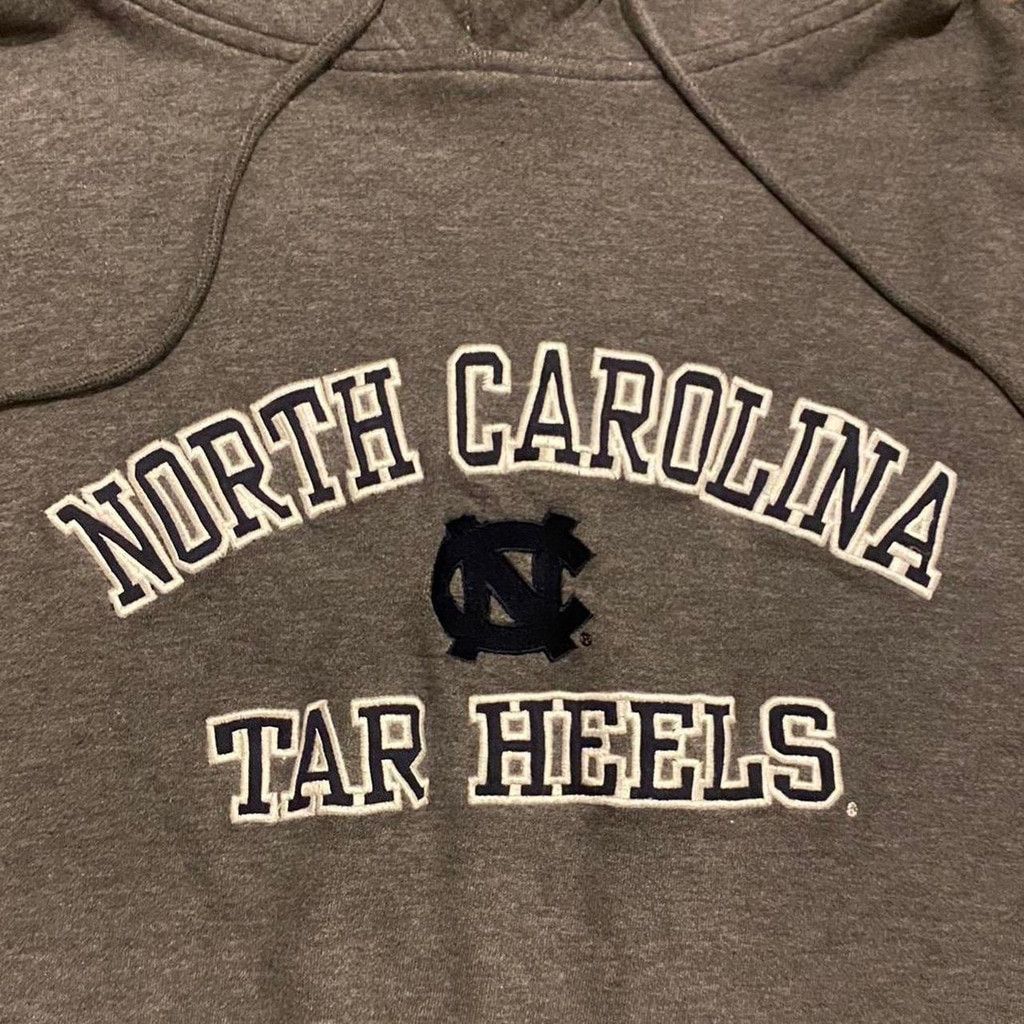 Other North Carolina Tar Heels hoodie size XL Size US XL / EU 56 / 4 - 4 Thumbnail