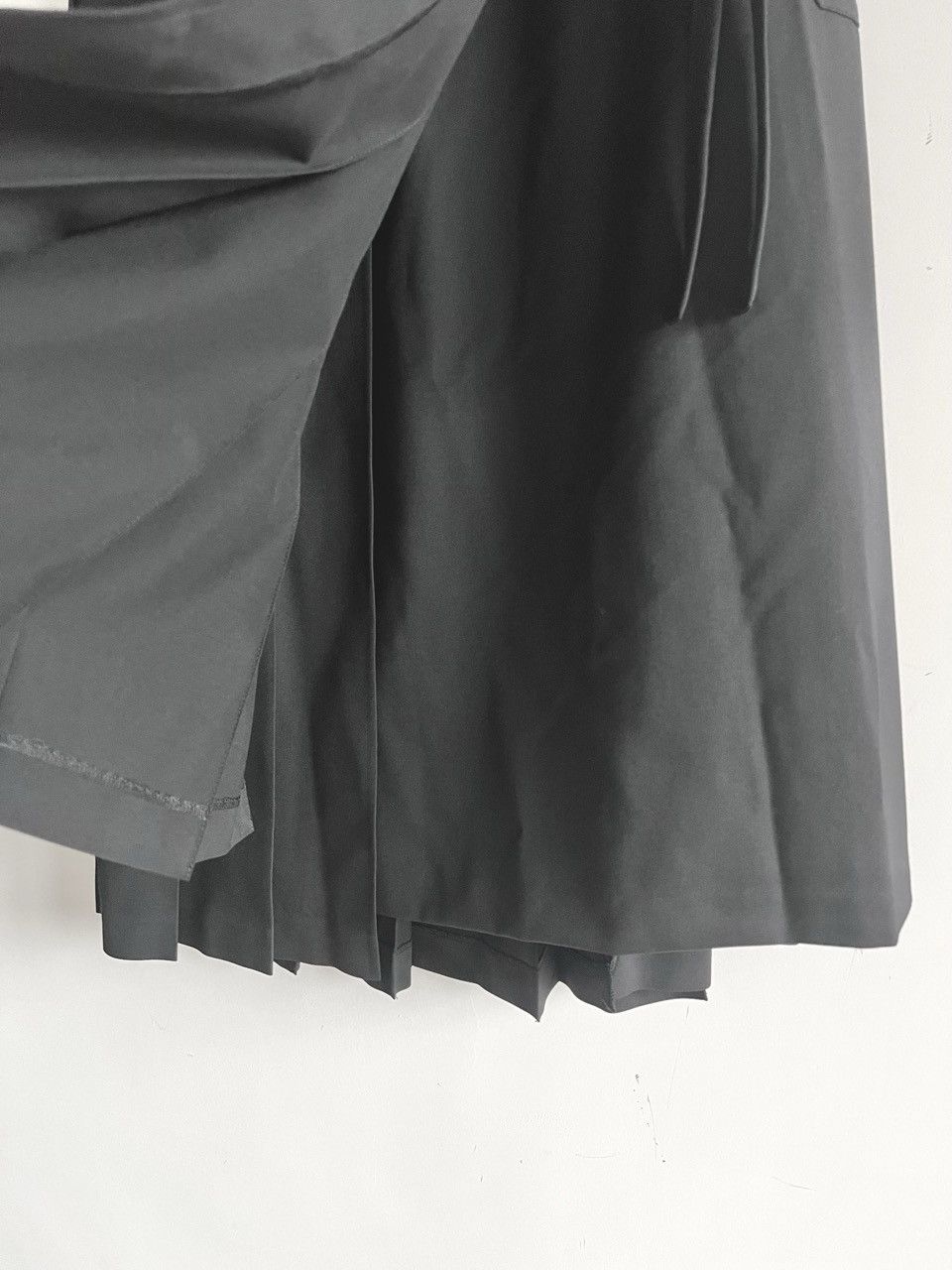 Comme des Garcons COMME des GARCONS - Wool Gabardine Apron Wrap Pleated Skirt Size 27" / US 4 / IT 40 - 5 Thumbnail