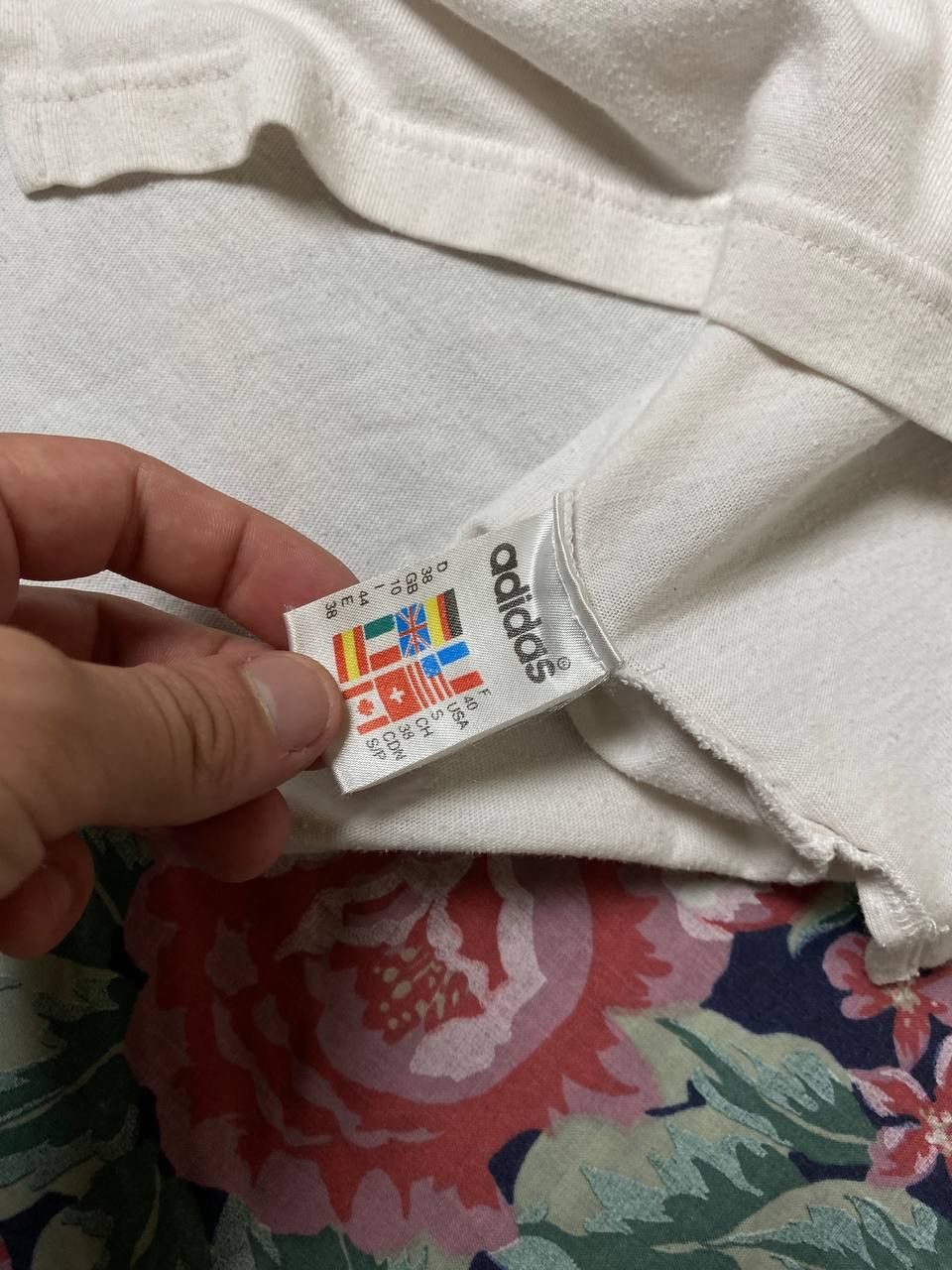 Adidas × Vintage Designer Logo Spell Out Banner T Shirt Short Sleeve Size US M / EU 48-50 / 2 - 3 Thumbnail