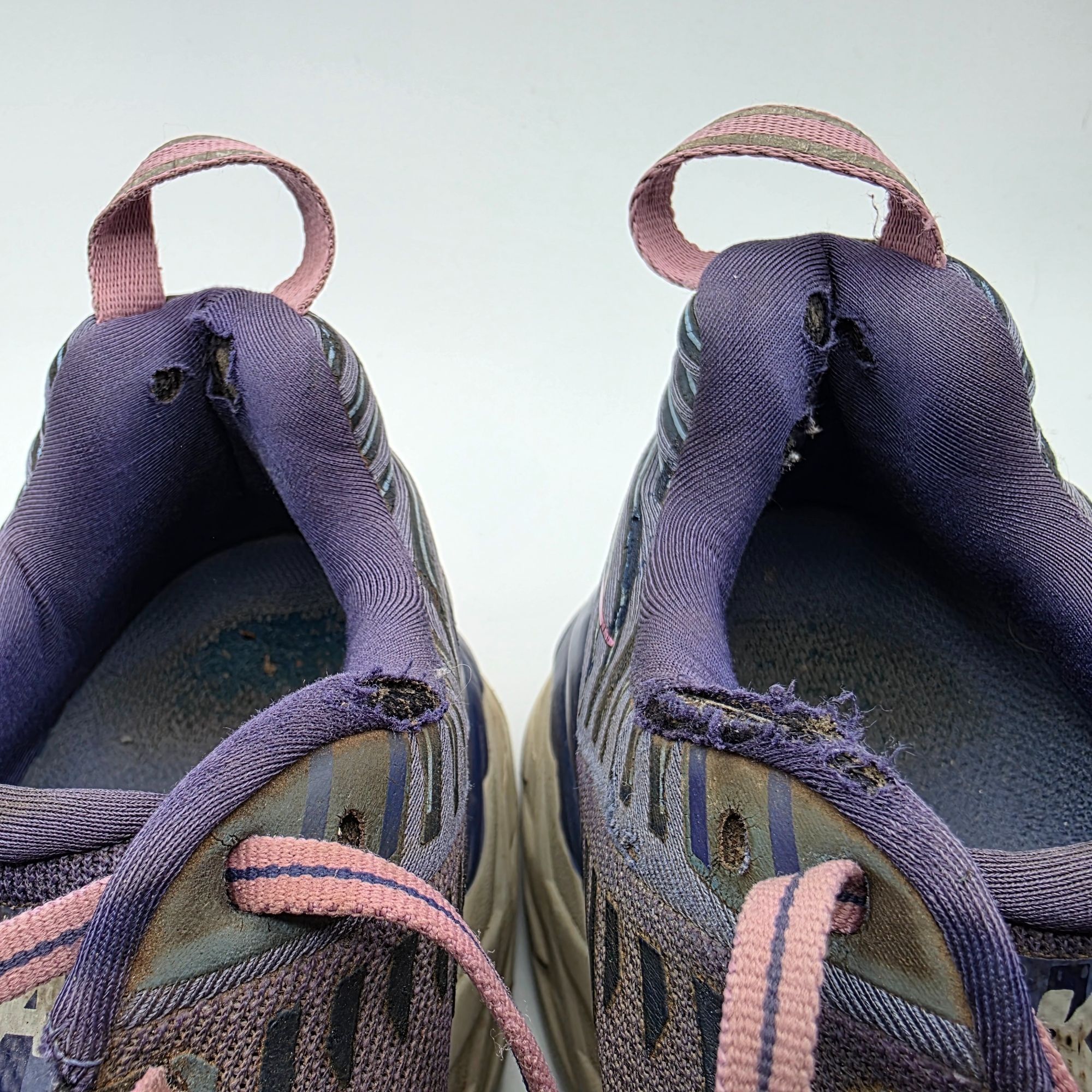 Hoka Hoka One One Bondi 6 Womens Size 9.5 Purple Athletic Shoes R Size US 9.5 / IT 39.5 - 9 Thumbnail