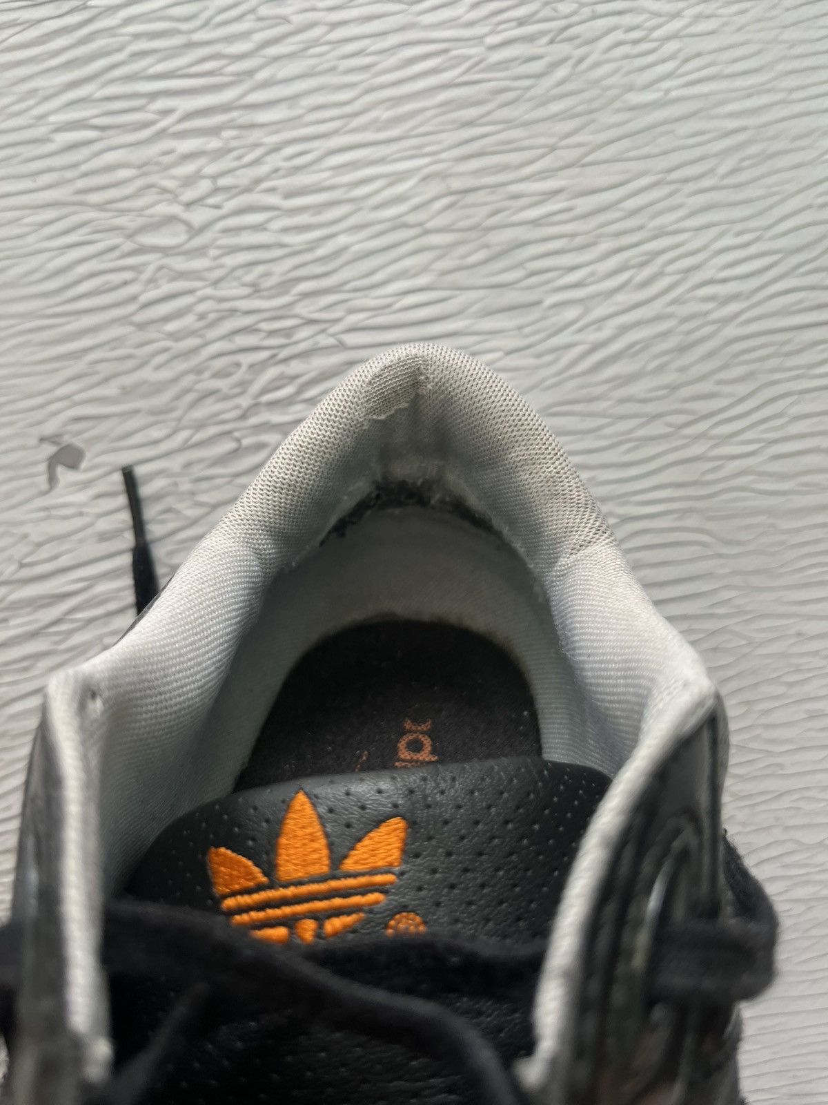 Adidas × Porsche Design Adidas Porsche Design Vintage Black Sneakers Size US 10.5 / EU 43-44 - 12 Thumbnail