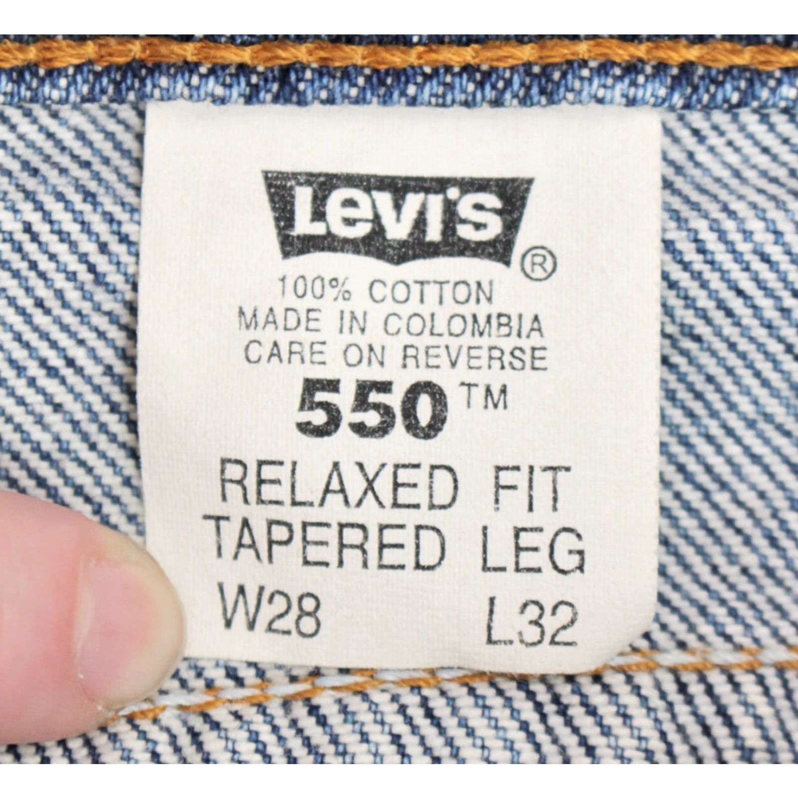 Levi's VINTAGE Men's Levi's 550 Tapered Leg Jeans Relaxed Fit Sz 28x32 90s NS Size US 32 / EU 48 - 5 Thumbnail