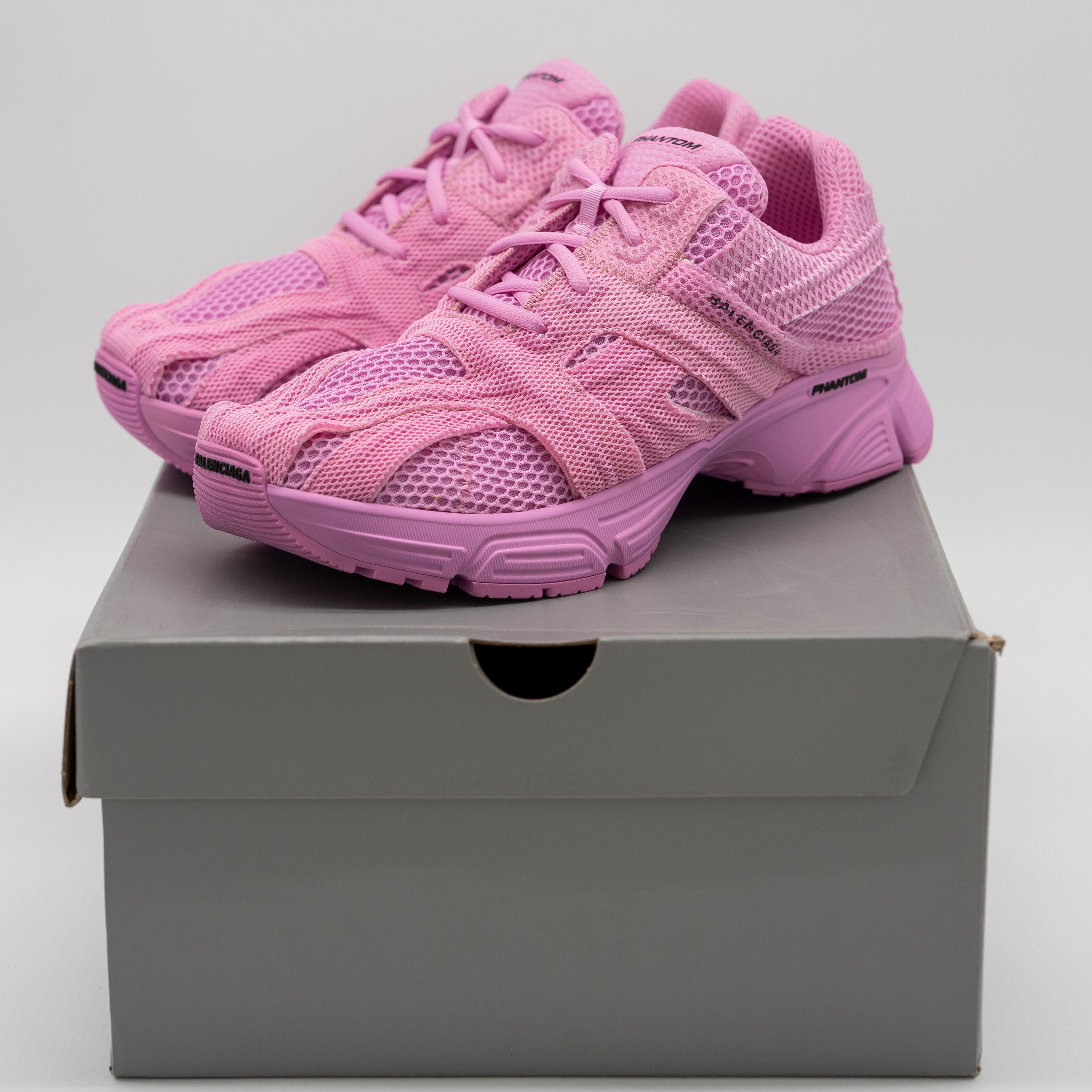 Balenciaga 42 EU / 12 US Balenciaga Phantom Sneakers Pink Mesh Size US 12 / IT 42 - 11 Thumbnail