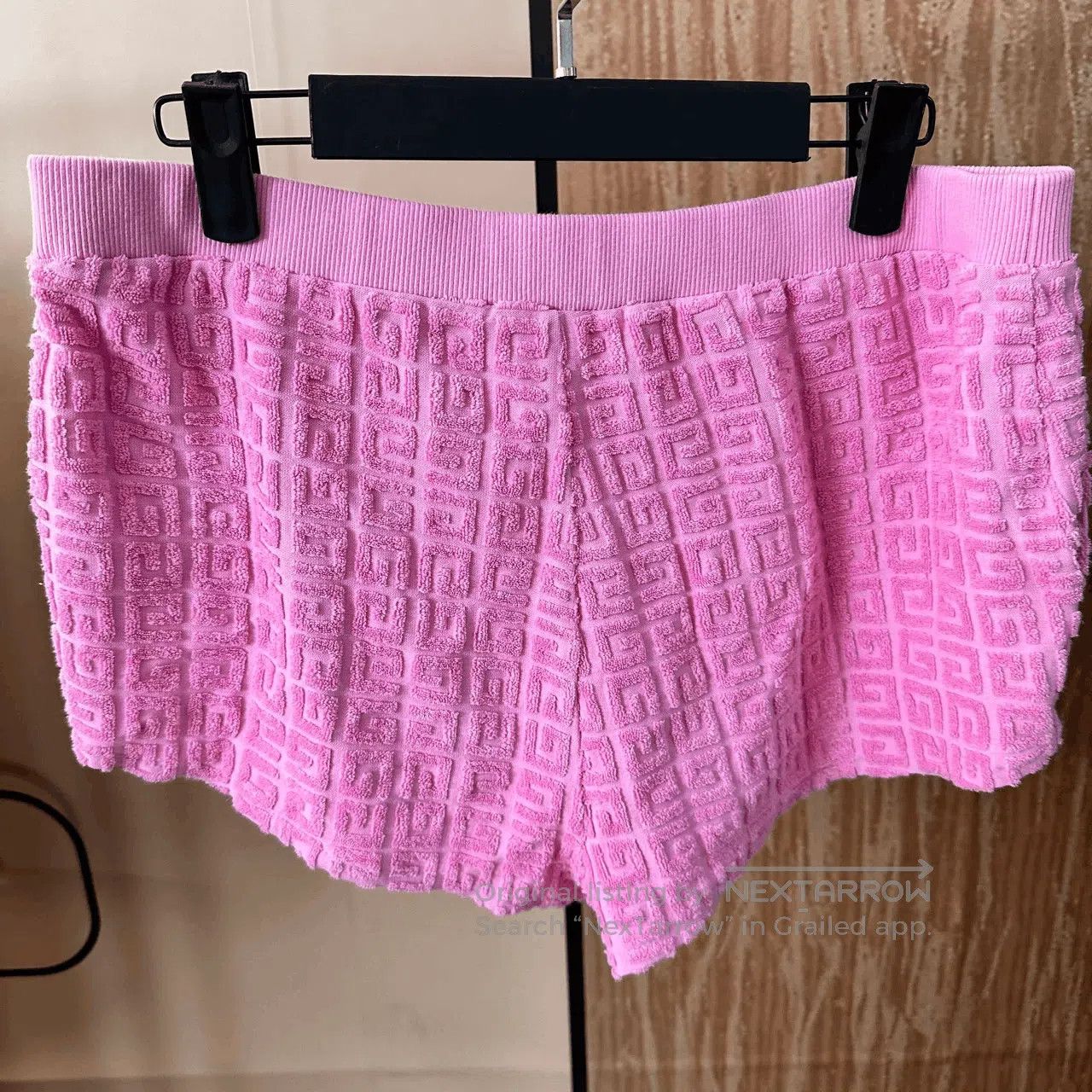 Givenchy Givenchy Pink Patterned Towel Short Shorts. Size 37" - 2 Thumbnail