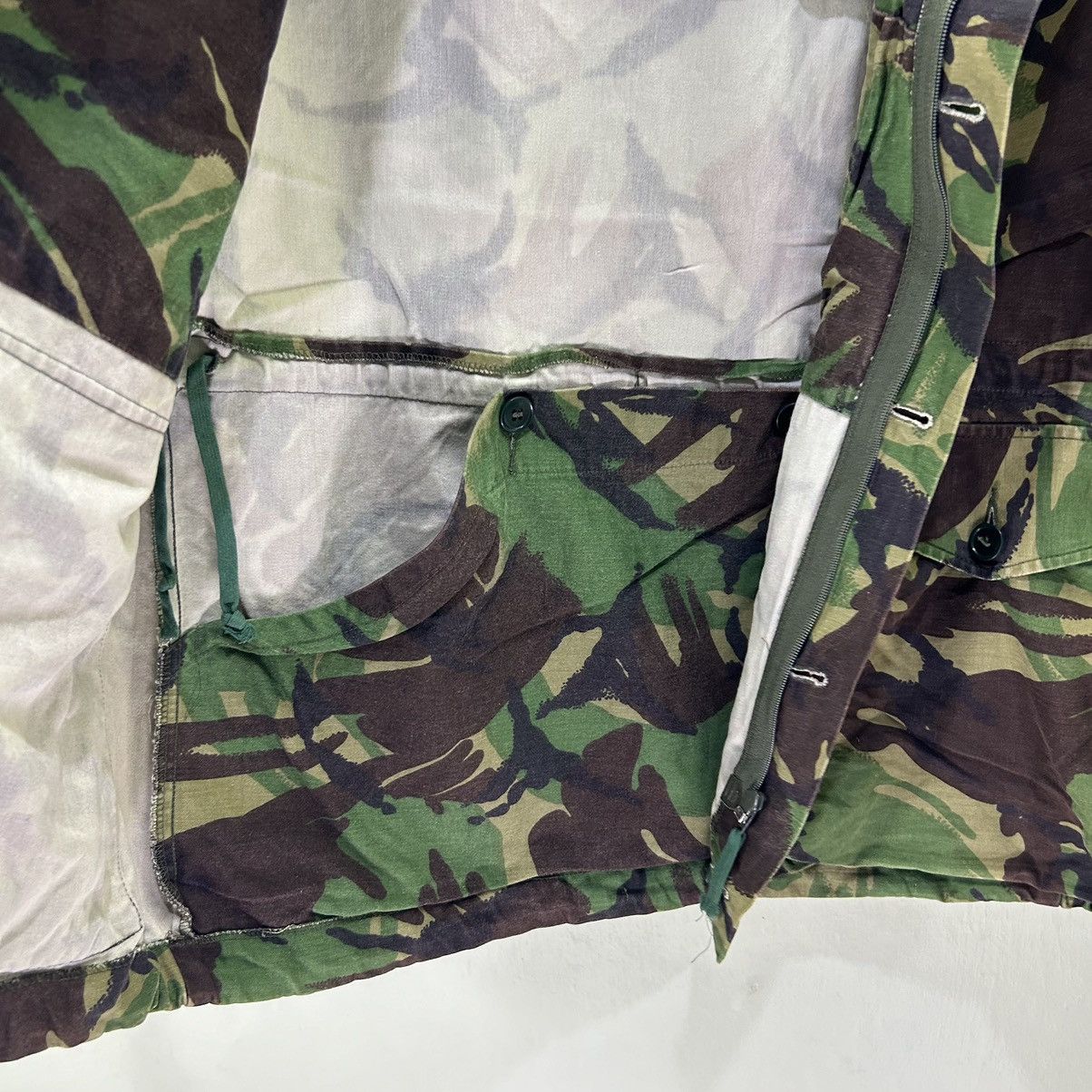 Vintage Vintage 1960s British Army Smock Combat DPM Camouflage Field Size US L / EU 52-54 / 3 - 13 Thumbnail
