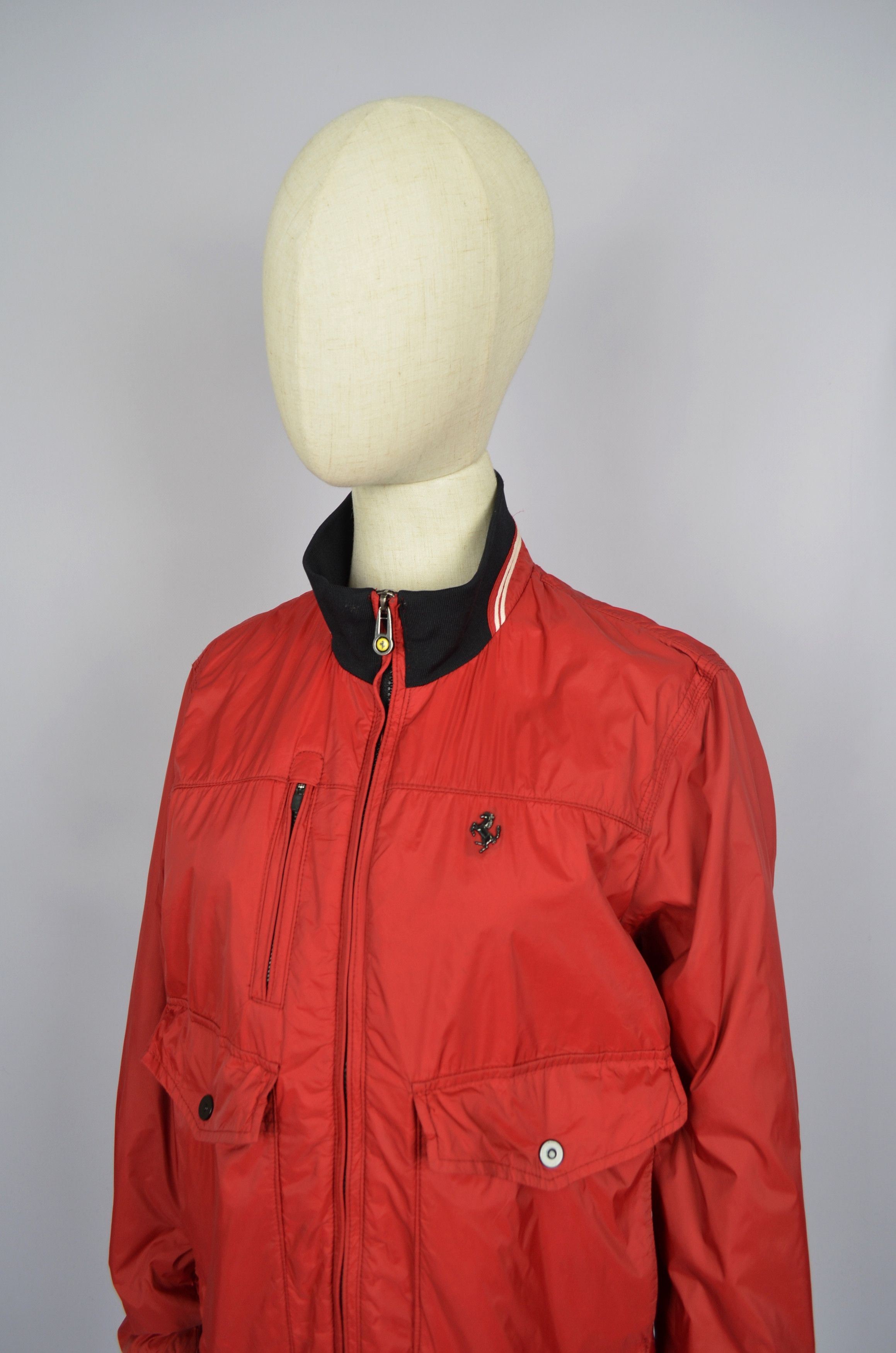 Ferrari × Formula 1 Ferrari Scuderia F1 Red Jacket Nylon Logo Tyvek Lining Sz M Size M / US 6-8 / IT 42-44 - 6 Thumbnail