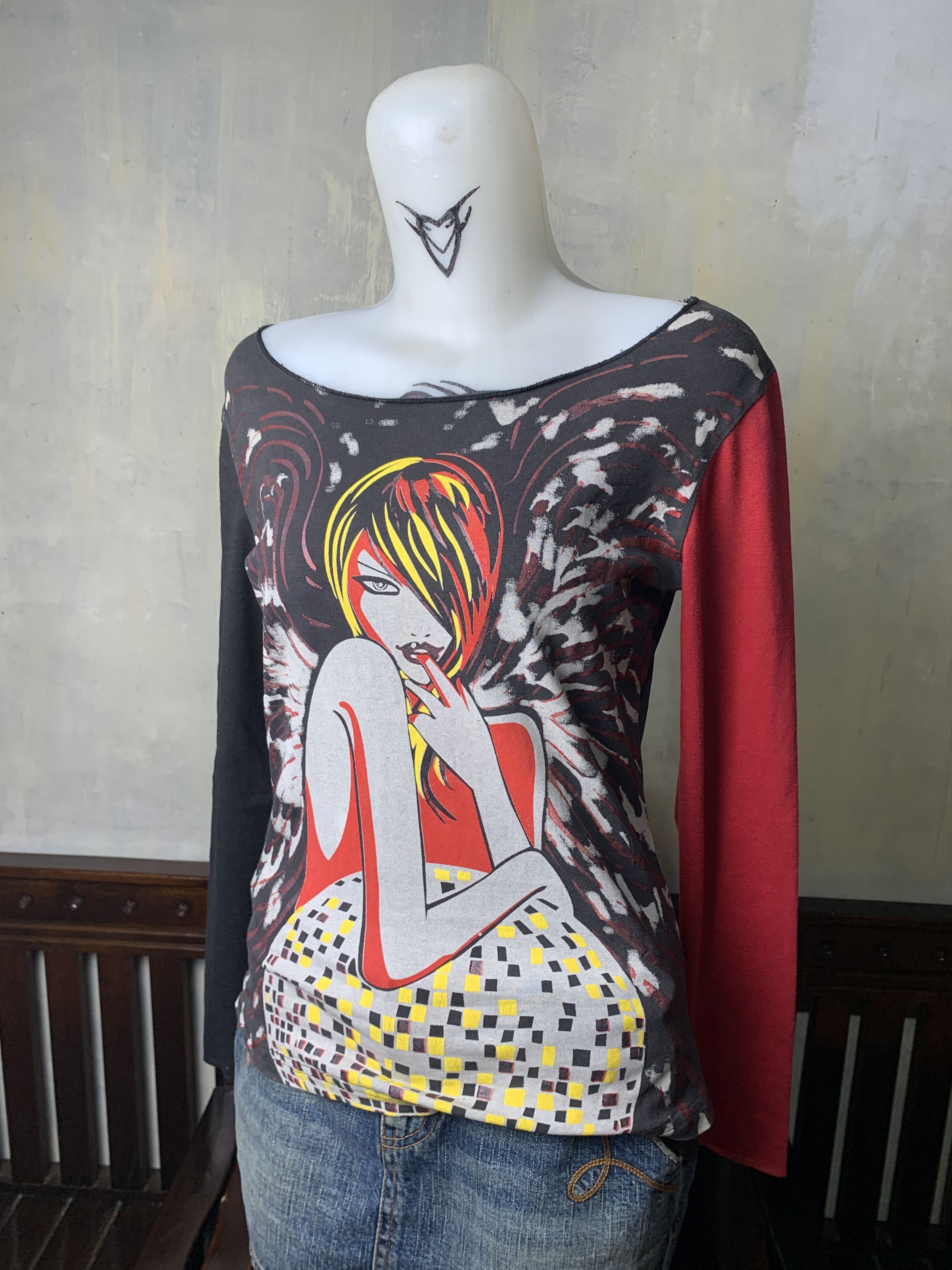 Japanese Brand 2000s Disco Girl Graphic Top (M) Size M / US 6-8 / IT 42-44 - 2 Thumbnail