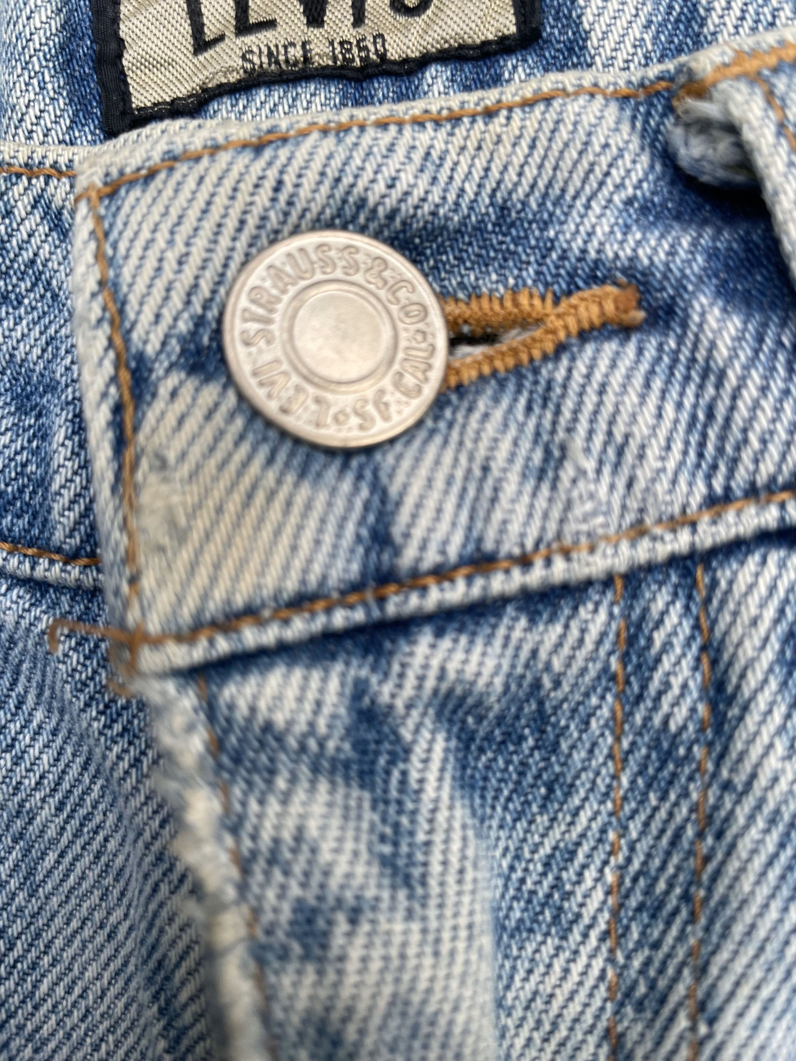 Levi's Vintage 1992 Levis 636 E Faded Distresed Size US 29 - 13 Thumbnail