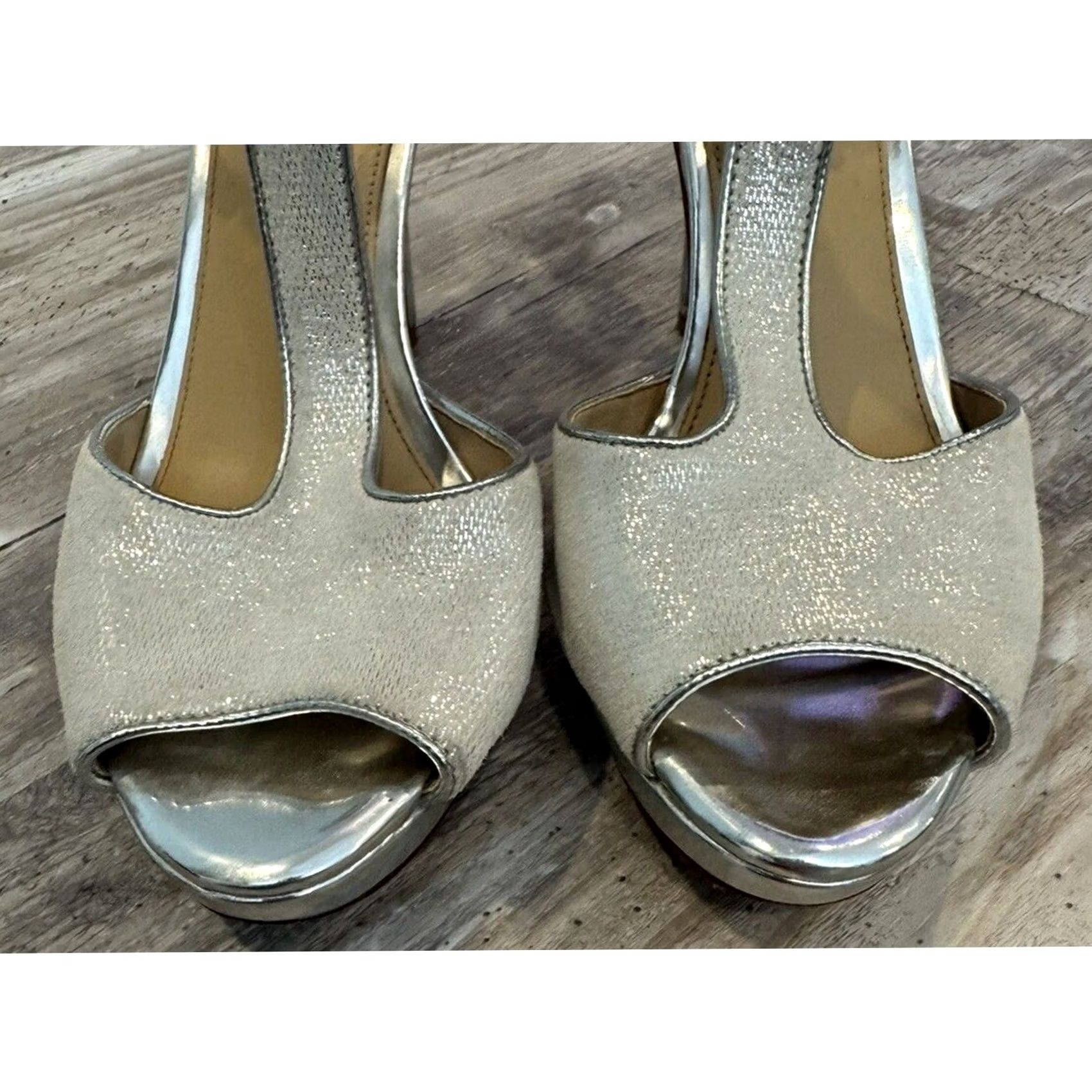 Vintage Antonio Melani Women’s Silver Strappy Stiletto High Heel Sz 8.5M Size US 9 / IT 39 - 3 Thumbnail