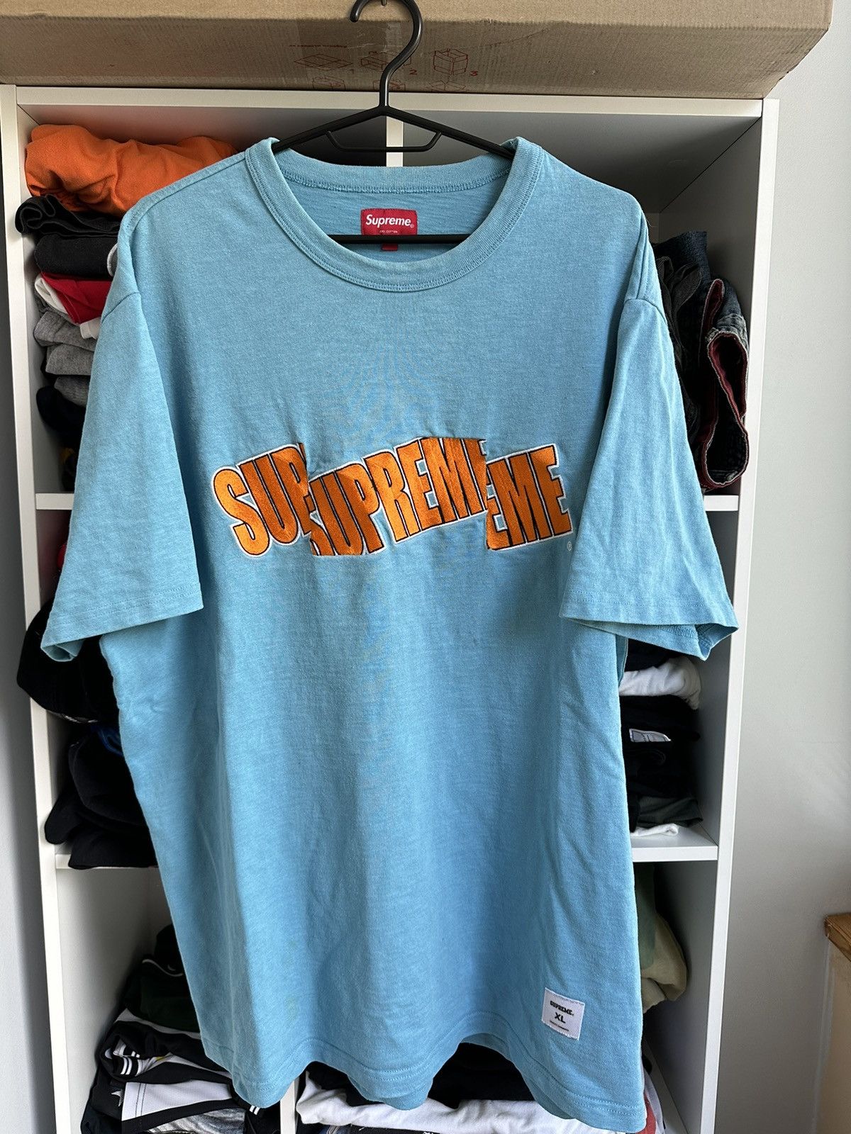 Supreme 🔥SUPREME EMBROIDERED CUT LOGO T-SHIRT🔥 Size US XL / EU 56 / 4 - 1 Thumbnail