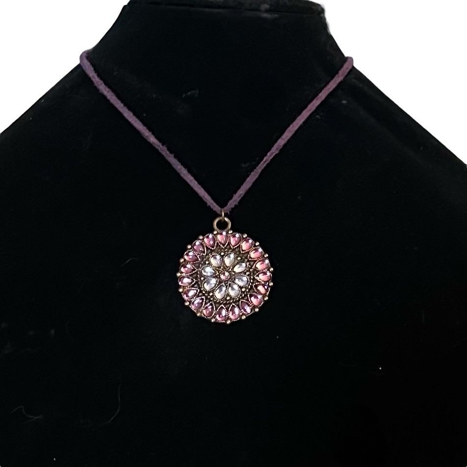 Vintage Vintage Robert Rose gemstone medallion pendant cord necklace Size ONE SIZE - 6 Thumbnail
