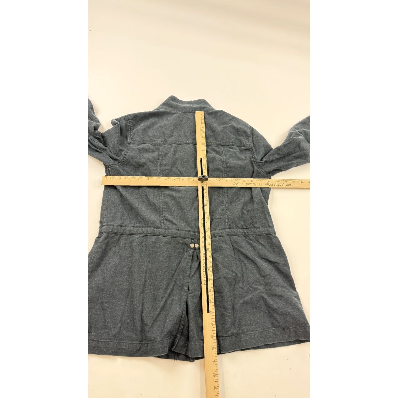 Vintage Cabi Jacket Womens Medium Gray Field Utility Anorak Drawstring Waist Style 209 Casual Womens Size M / US 6-8 / IT 42-44 - 6 Thumbnail