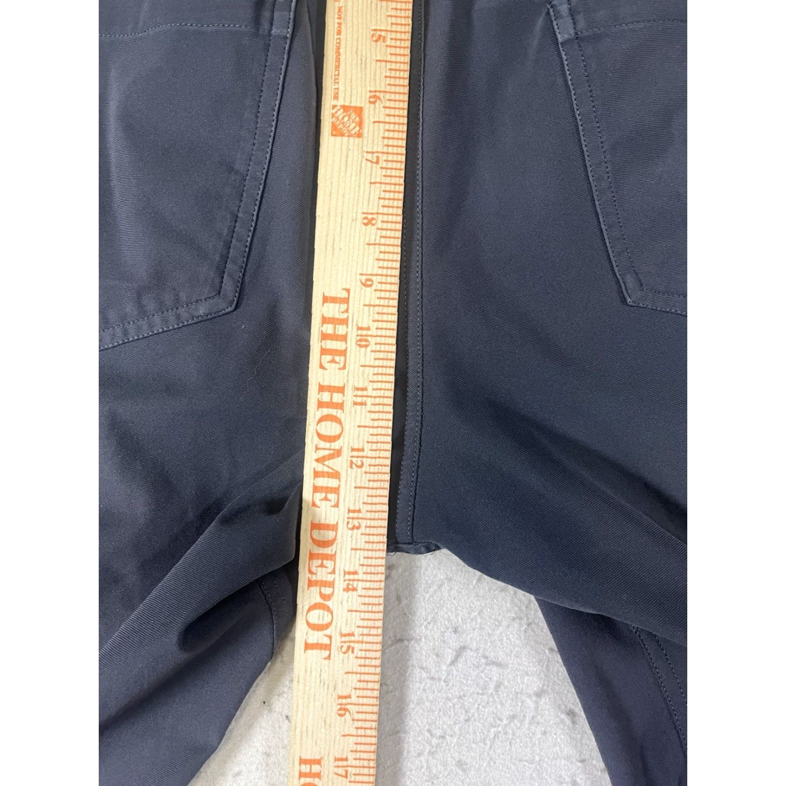 Lululemon Lululemon Pants Mens Dark Gray Classic Size 34 See Measurements See All Pics Size US 34 / EU 50 - 4 Thumbnail