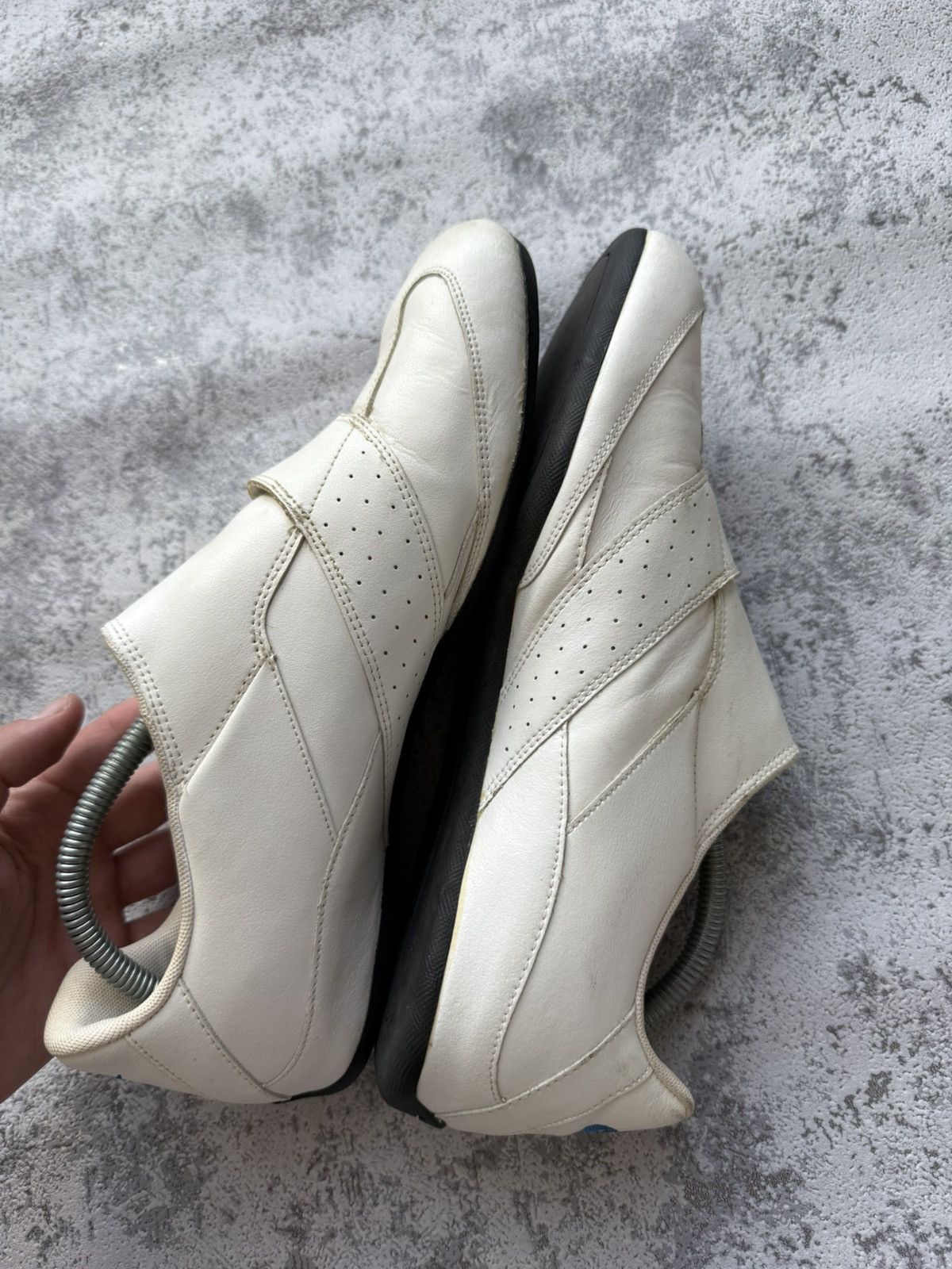 Japanese Brand Vintage 2010 Nike Y2K Roubaix II V Leather Sneakers Size US 10 / EU 43 - 7 Thumbnail