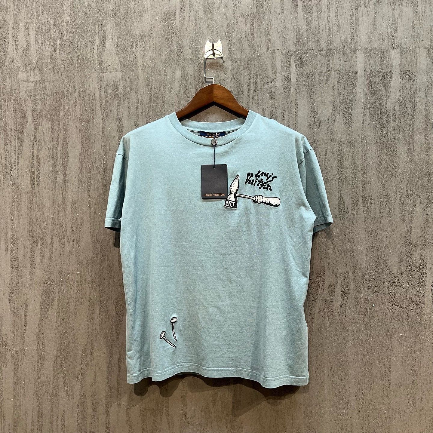 Louis Vuitton Hand LV Large Motif Peace and Love T Shirt | Grailed