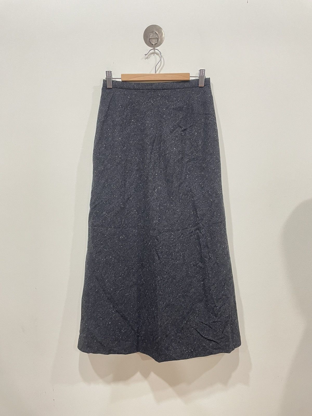Valentino Val by Valentino Skirt Size 26" / US 2 / IT 38 - 2 Thumbnail