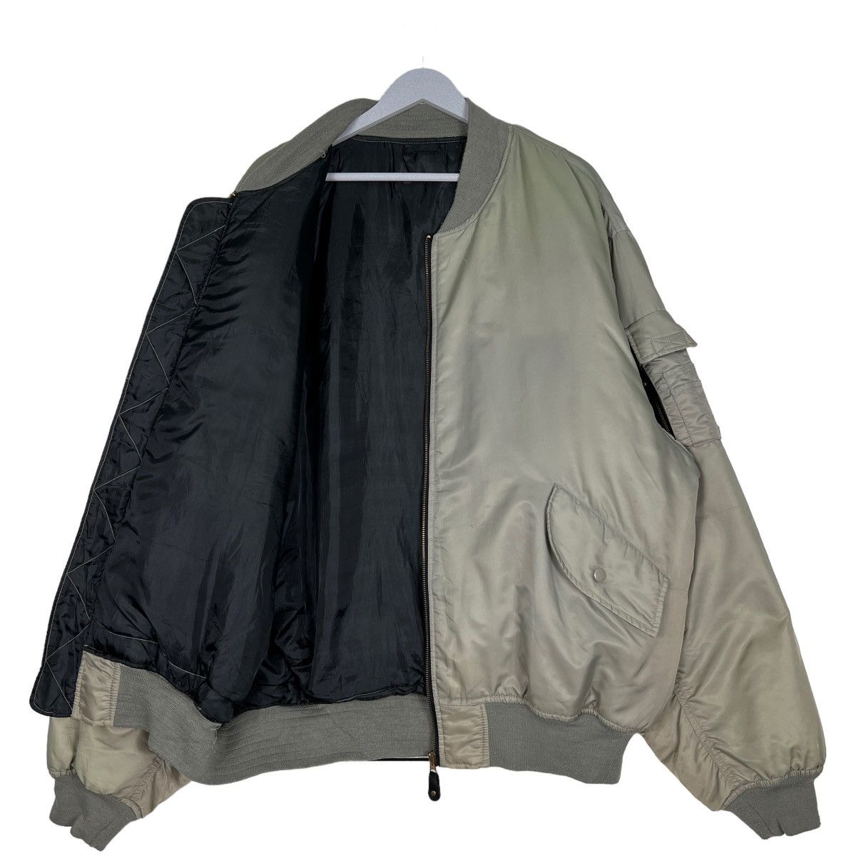 Japanese Brand 🔥 RARE RIOT RIOT MA-1 DESTROY BOMBER JACKET Size US XXL / EU 58 / 5 - 9 Thumbnail