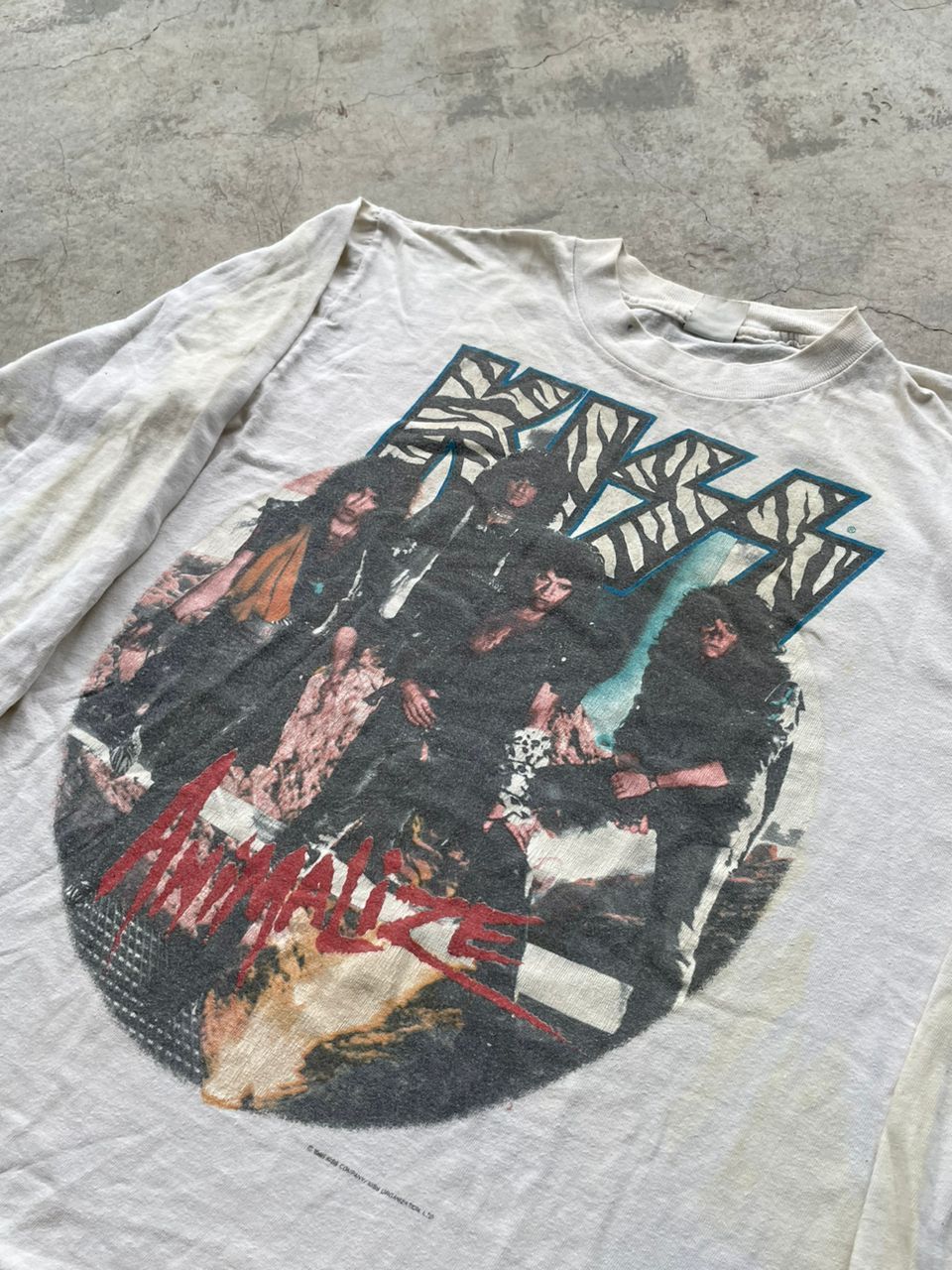 Band Tees Vintage 80s Kiss Animalize 'If Its Too Loud You're Too Old' Size US M / EU 48-50 / 2 - 10 Thumbnail