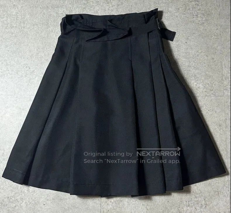 Comme des Garcons tricot COMME des GARCONS Black Pleated Skirt . Size US 30 / EU 46 - 1 Thumbnail