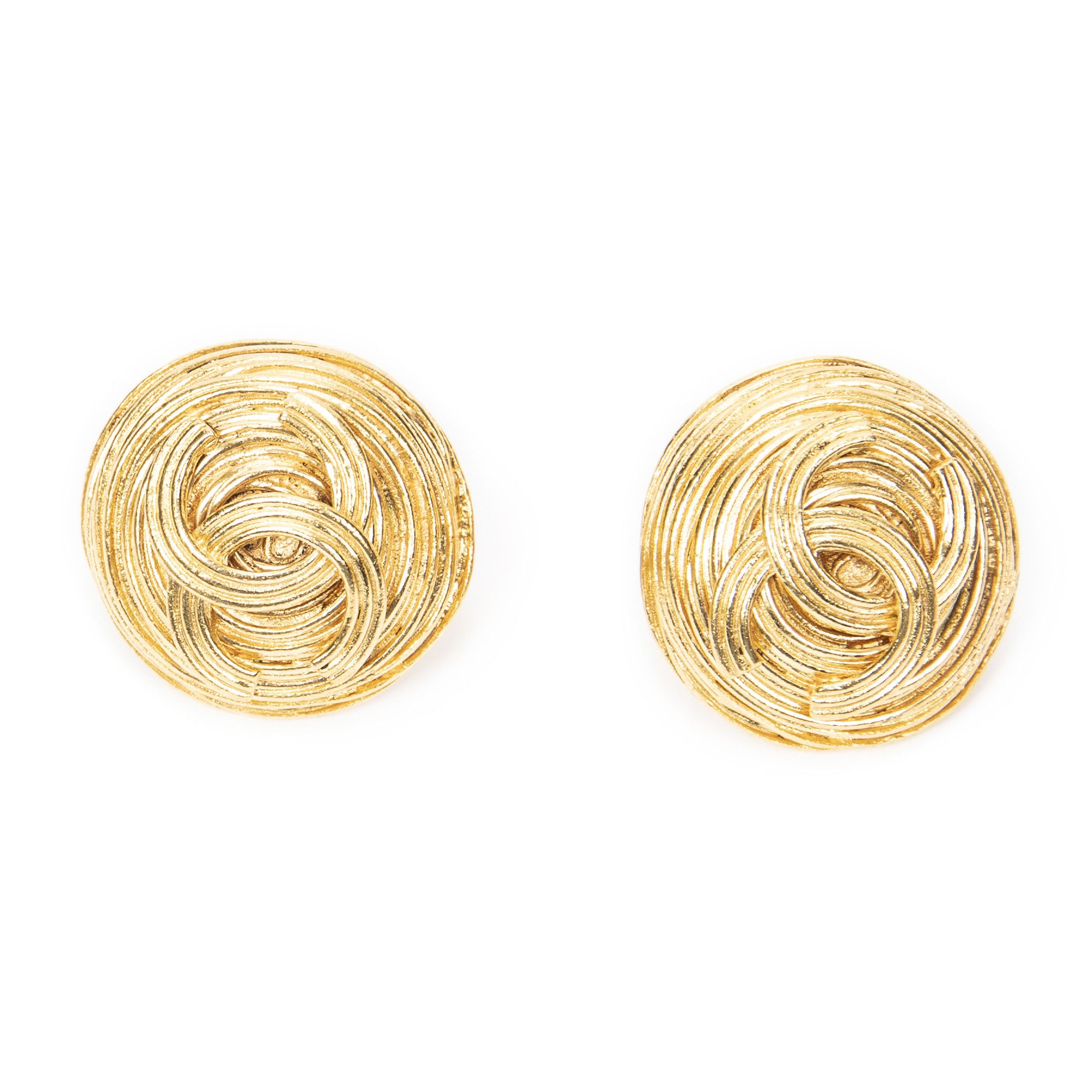 Chanel CC Round Clip On Earrings Size ONE SIZE - 1 Thumbnail