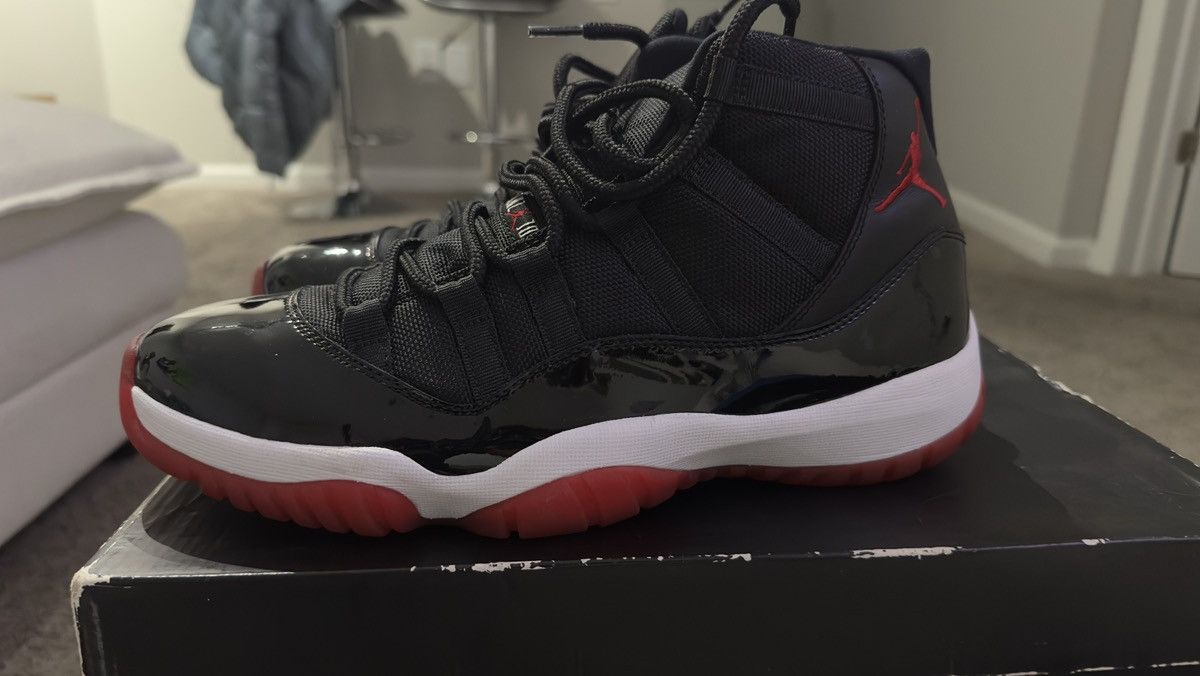 Jordan Brand Air Jordan 11 Retro 'Bred' 2012 W/free space jam tee Size US 10 / EU 43 - 6 Thumbnail