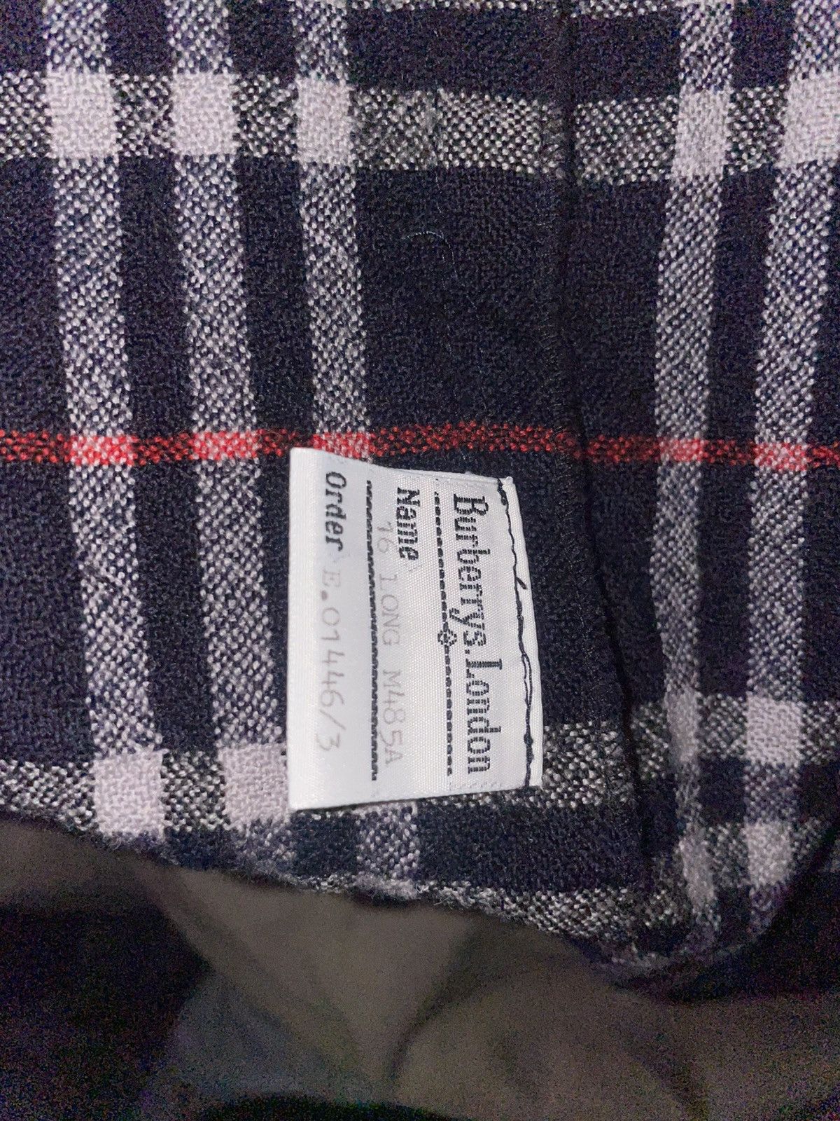 Burberry Vintage 90s Burberry’s Nova Check Wool Skirt Size 34" / US 12 / IT 48 - 11 Thumbnail