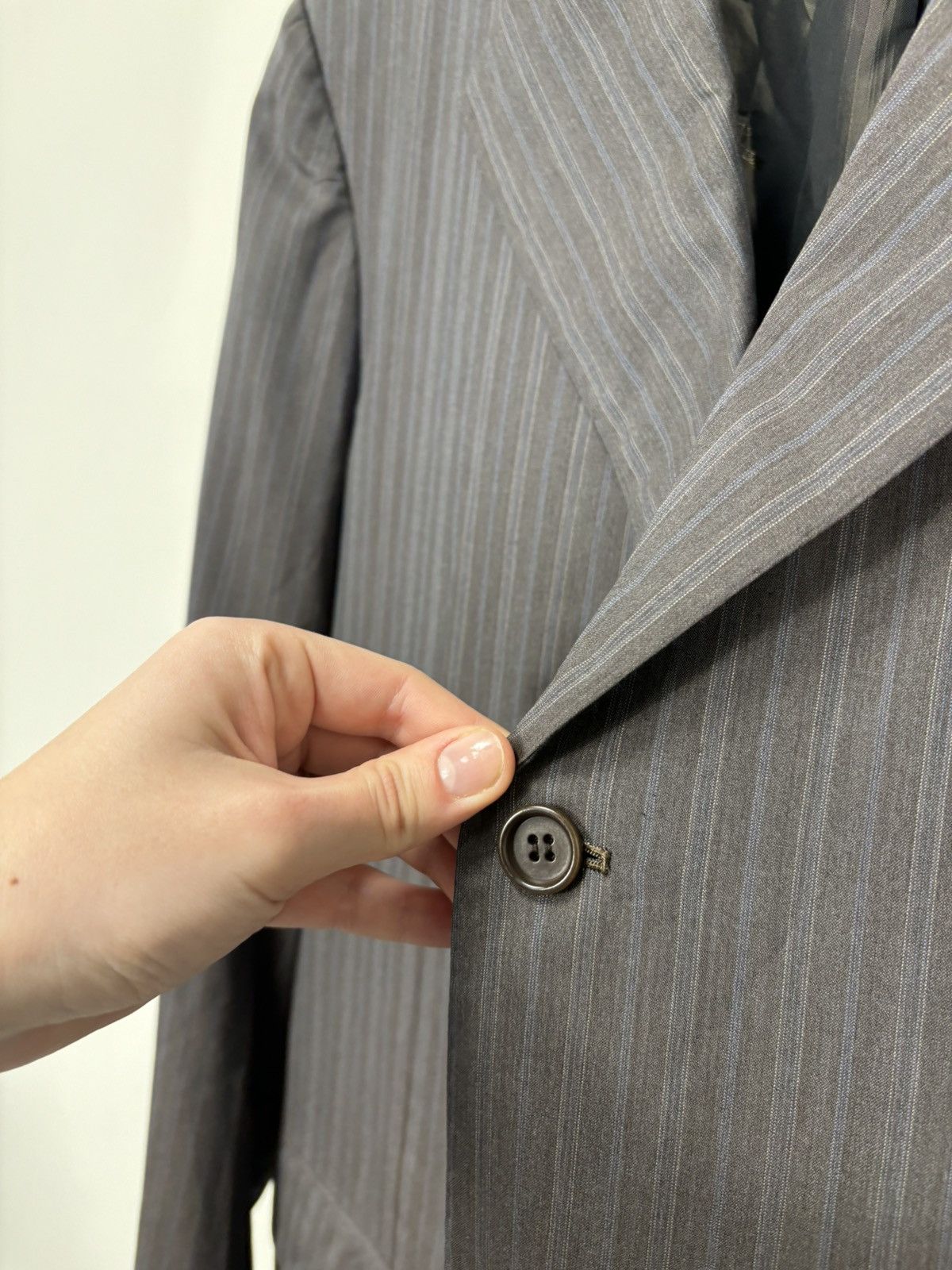 Kiton Kiton Napoli Men’s Pinstripe Light Brown 14 Micron Wool Suit Size 46R - 9 Thumbnail