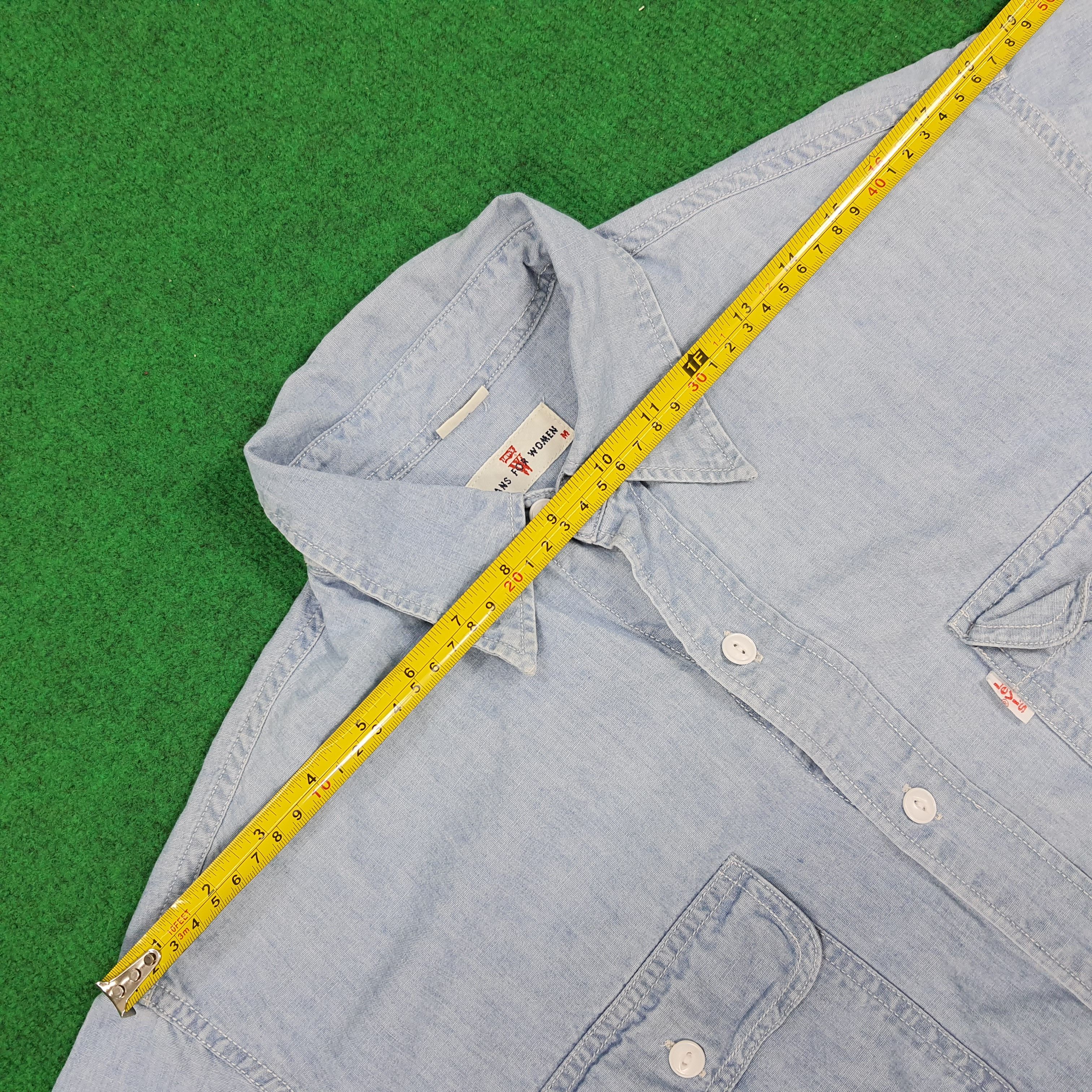 Levi's × Vintage Vintage Levi's Jeans for Women Long Sleeve Shirt Size M / US 6-8 / IT 42-44 - 9 Thumbnail