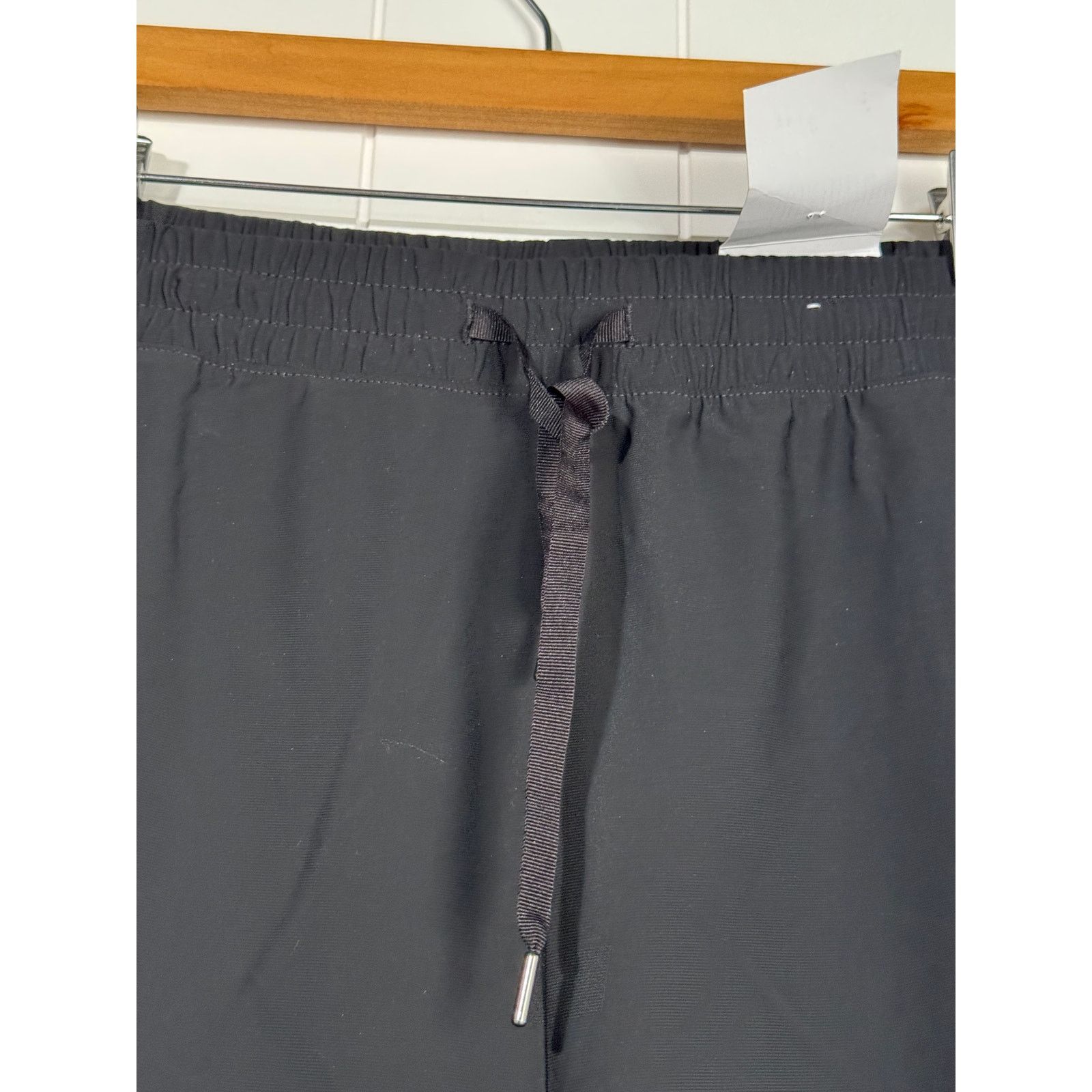 Old Navy Old Navy Sleektech 4 Way Stretch Black Size XL Size 38" / US 16 / IT 52 - 4 Thumbnail