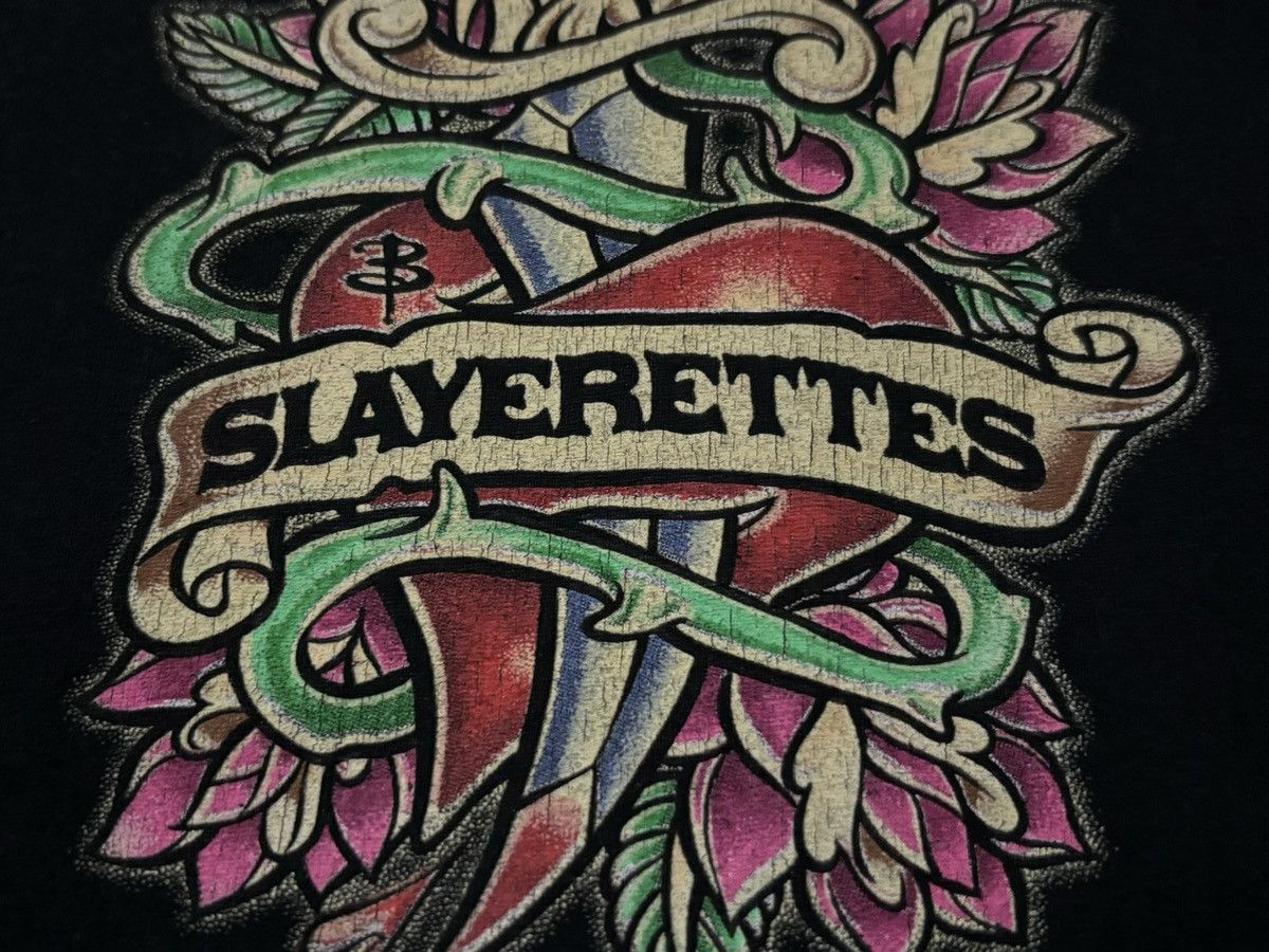Vintage 🧛‍♂️”SLAYERETTES” Buffy The Vampire Slayer Tshirt 🧛‍♂️ Size US L / EU 52-54 / 3 - 4 Thumbnail