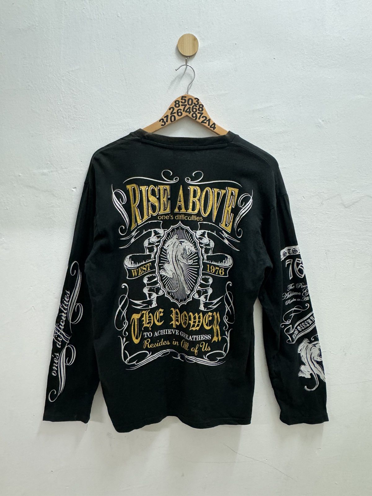 Japanese Brand RISE ABOVE ONE DIFFICULTIES TO ARCHIEVE GREATNESS TEE Size US M / EU 48-50 / 2 - 1 Thumbnail